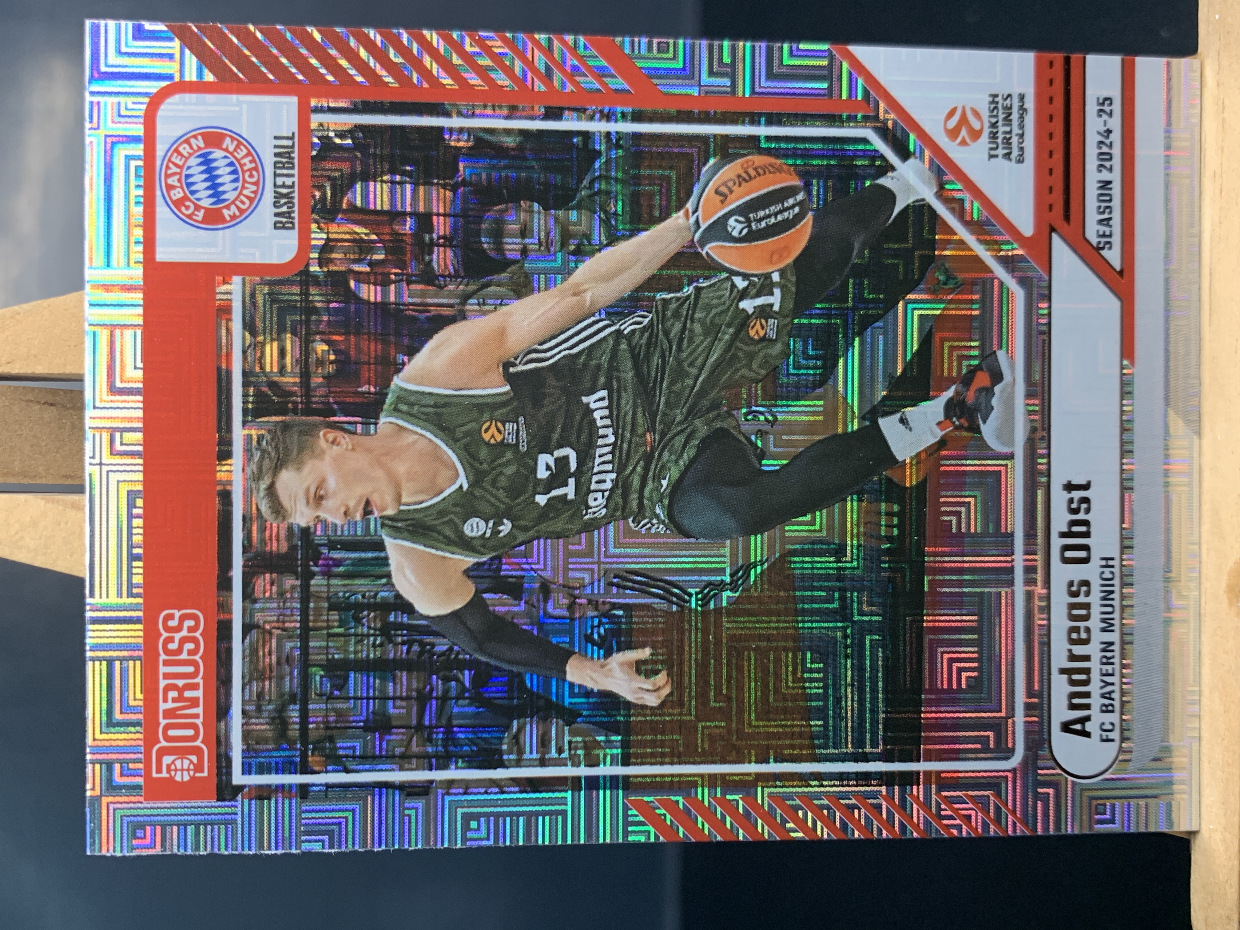 (A6) 2024-25 PANINI 杜蕾斯系列 欧洲联赛 迷宫折 安德烈亚斯 奥布斯特 实卡好看 收藏凑套必备卡品如图!!!