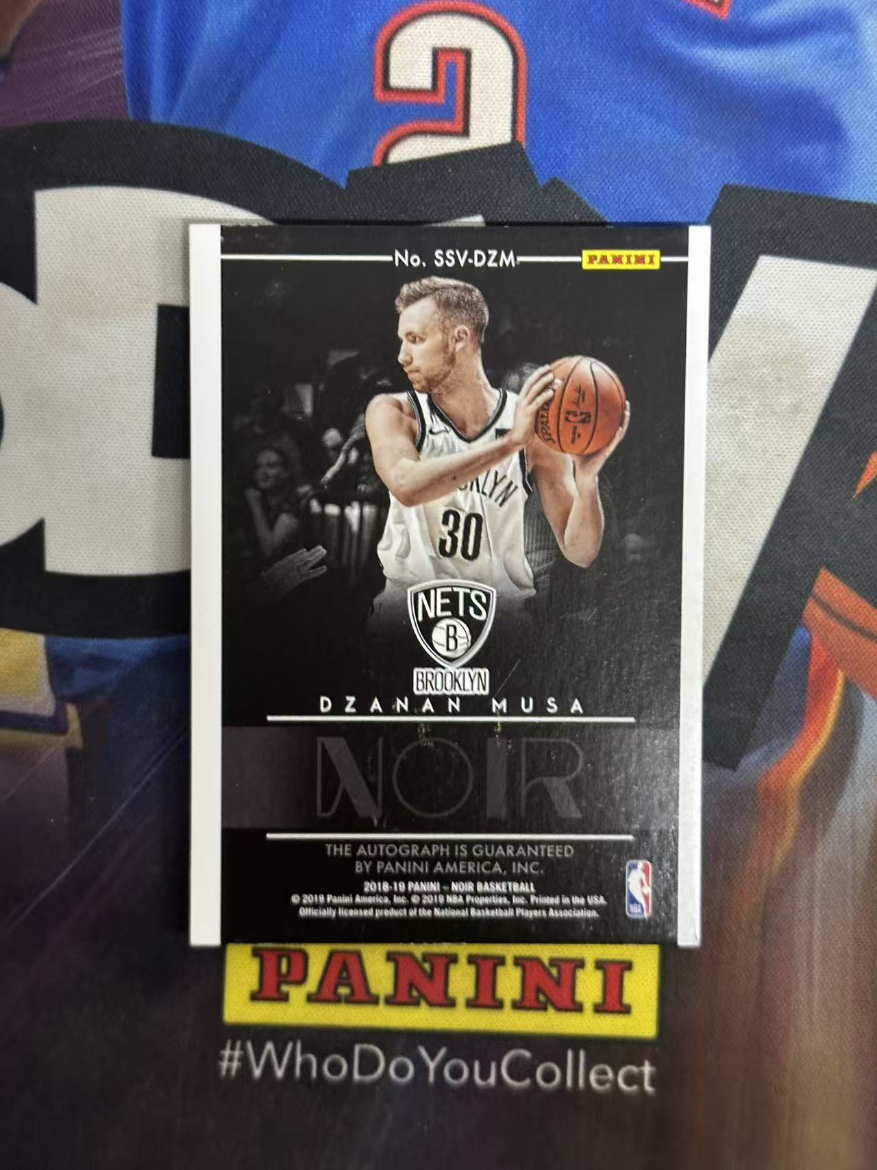 2018-19 Panini Noir Dzanan Musa 【小猪包代卖】99编 聚光灯 穆萨 新秀 签字 卡签 镜面 金笔 球王