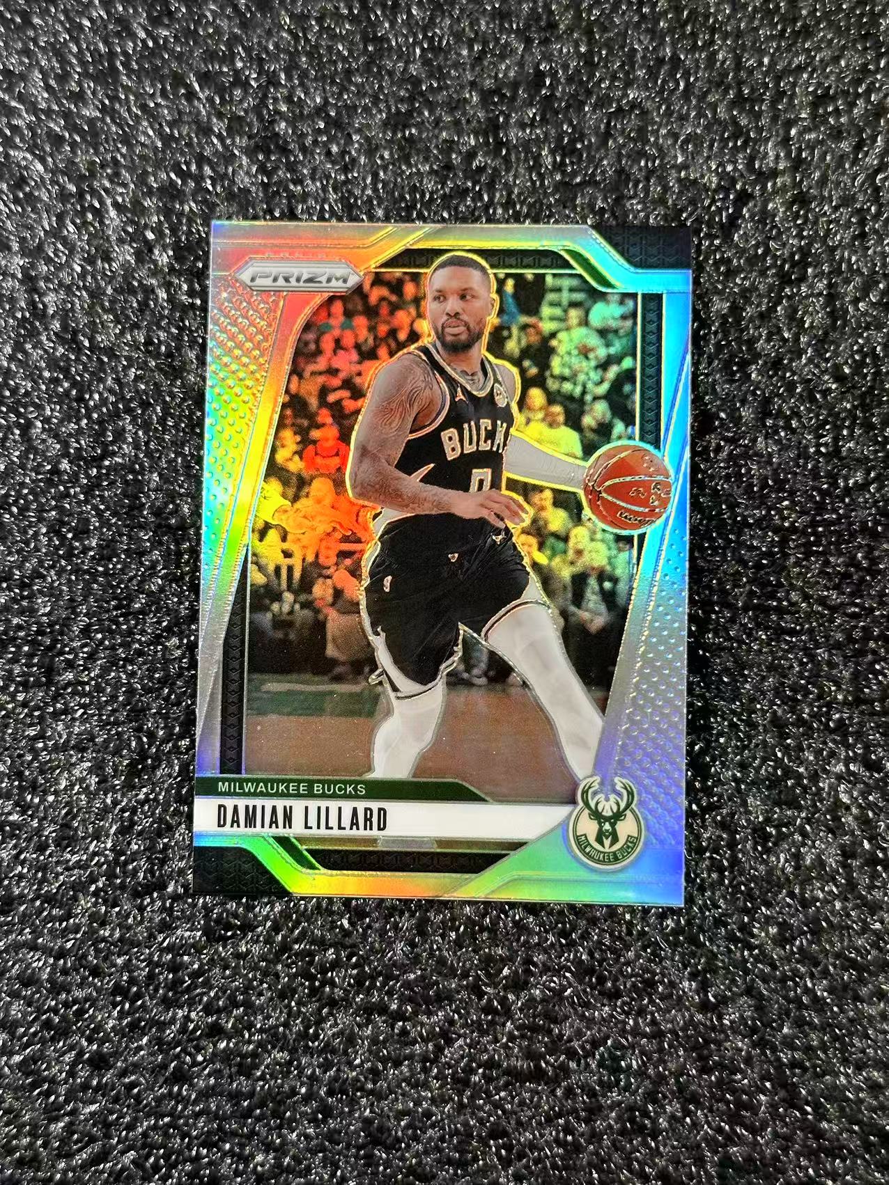 Basketball 達米安 利拉德 Damian Lillard 折射 美職籃 卡品如圖 收藏必備 非常好看 默認都有瑕疵 介意勿拍 球星卡 明星球員 很有實力 球星卡收藏