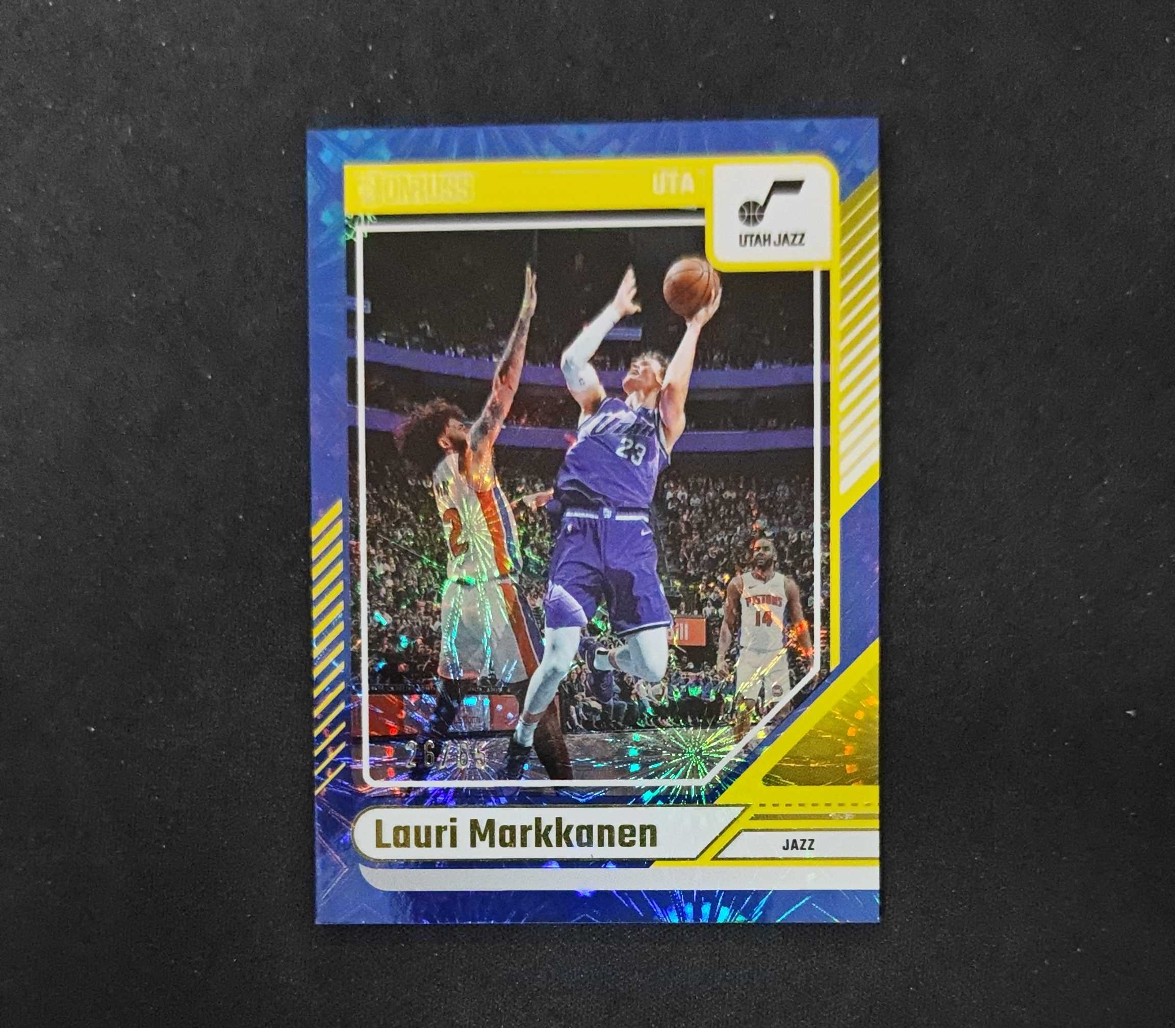 2024-25 Panini Donruss Lauri Markkanen 【SC拍卖】杜蕾斯 爵士 马尔卡宁 85编 蓝烟花 收藏必备(小骆)