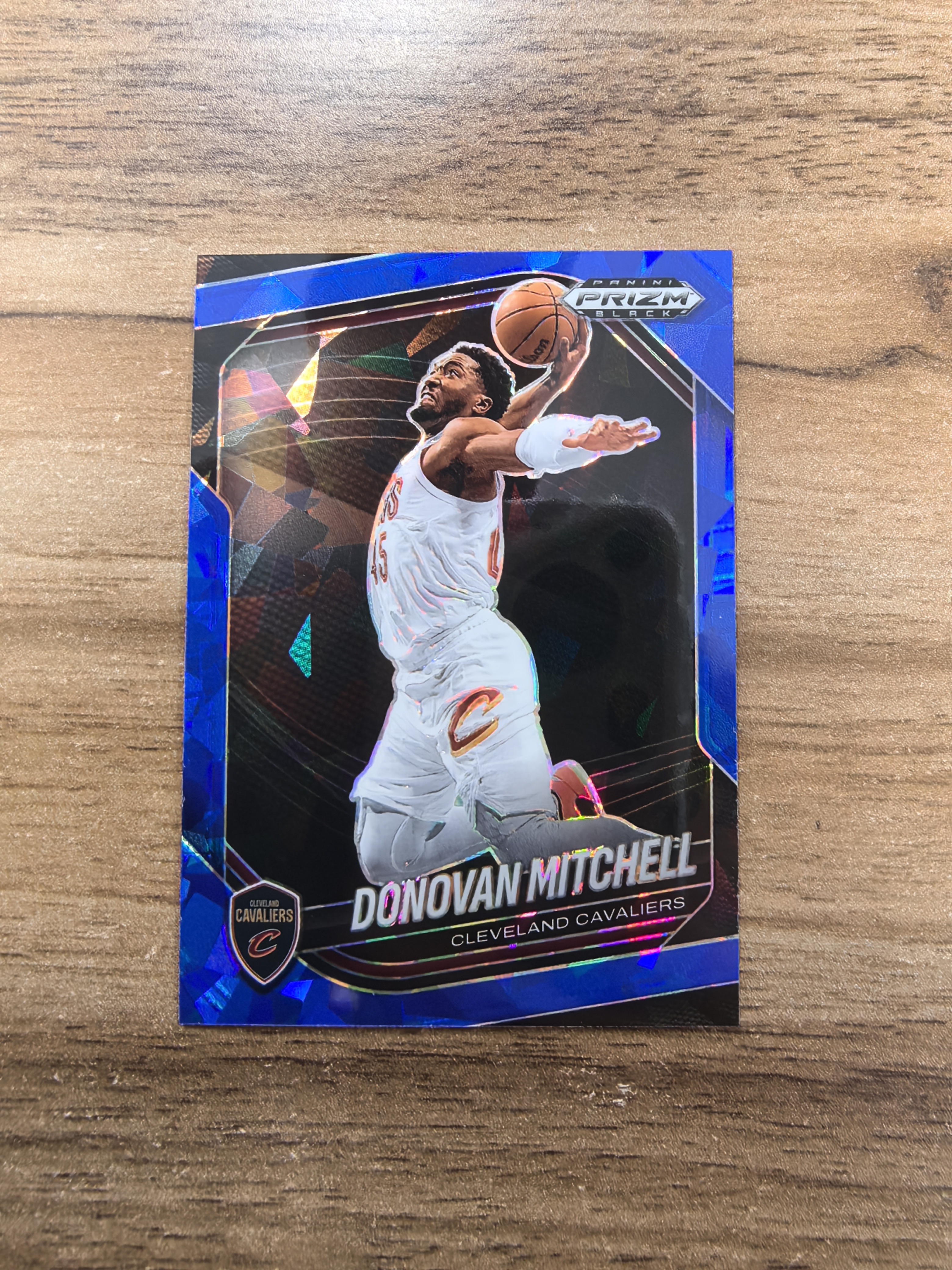 2024-25 Panini PRIZM BLACK Donovan Mitchell 骑士 多诺万米切尔 095/125编 蓝碎冰折 折射 实卡精美 卡品如图 收藏必入 流浪