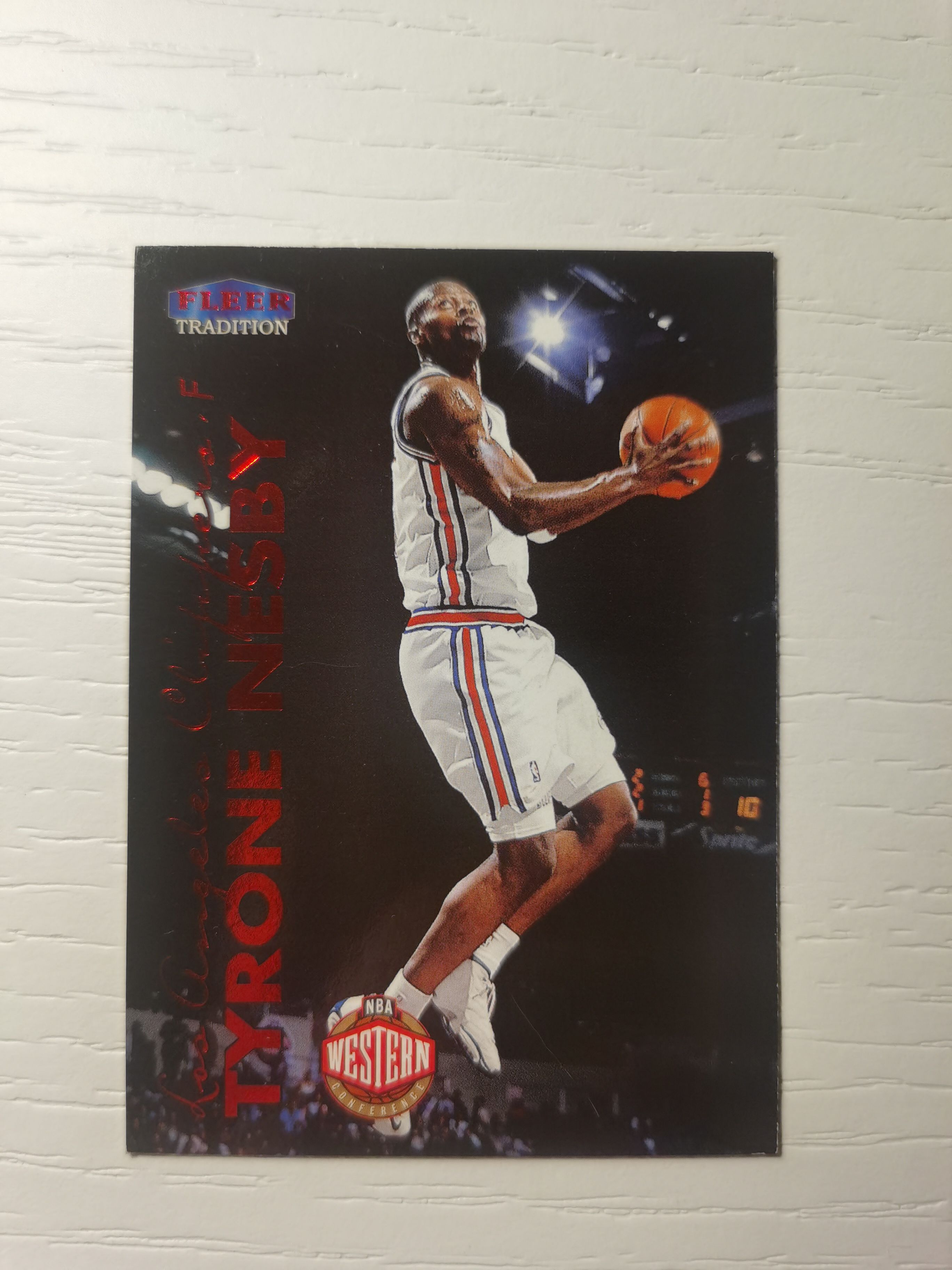 1999-00 Fleer Tradition Tyrone Nesby 1999-00 特伊隆-内斯比 fleer traditon高端系列 西部 红字 开拓者 硬通货 极具收藏价值