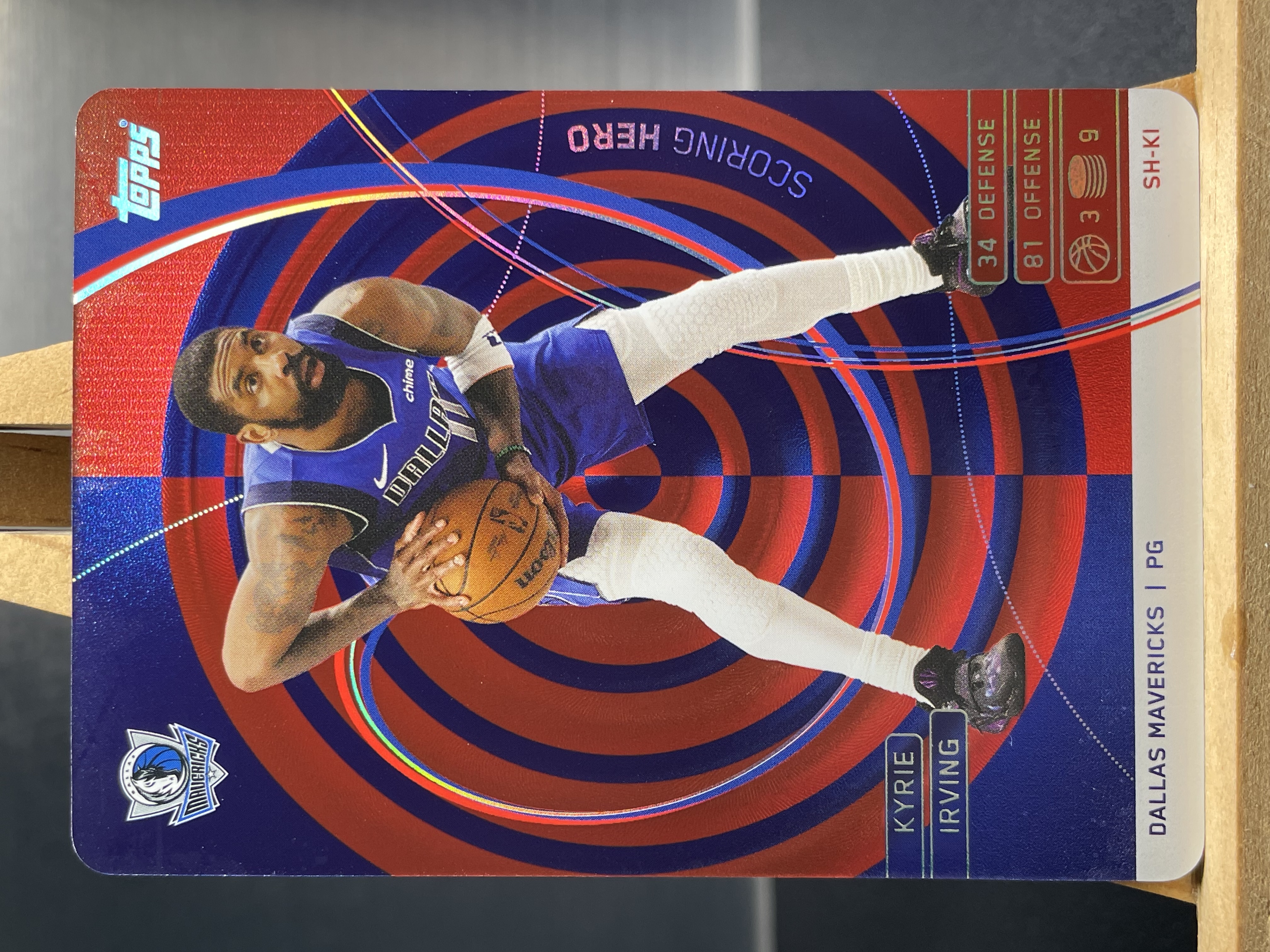 (A11) 2025 Topps 折射 欧神仙 凯里 欧文 独行侠 近期大热球星 收藏凑套必备 卡品如图 !!!