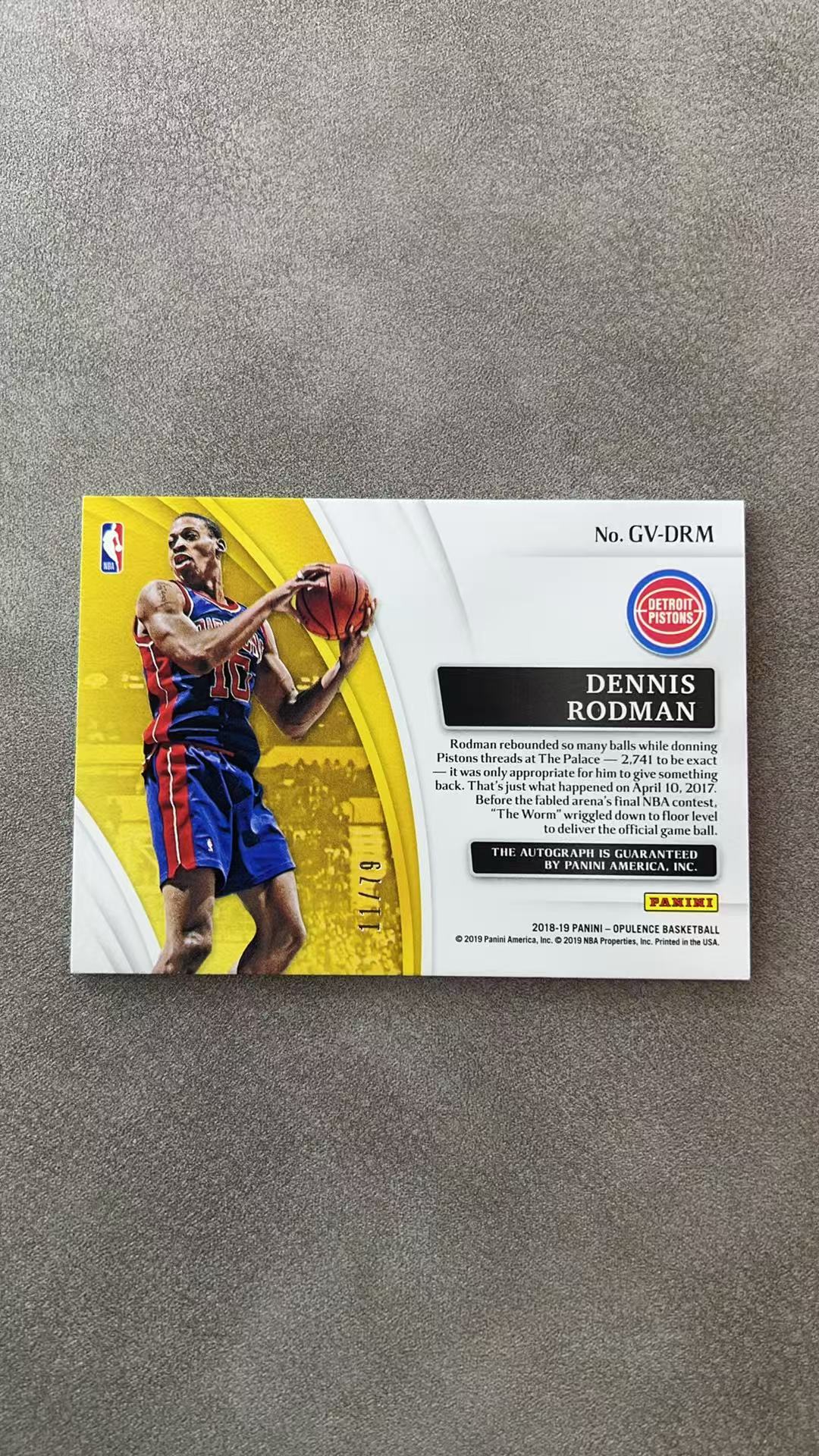6462【330球星卡实体店代卖】2018-19 帕尼尼 金书 罗德曼 Dennis Rodman 活塞 11/79编 签字 卡签 AUTO 仅顺丰寄付(信)
