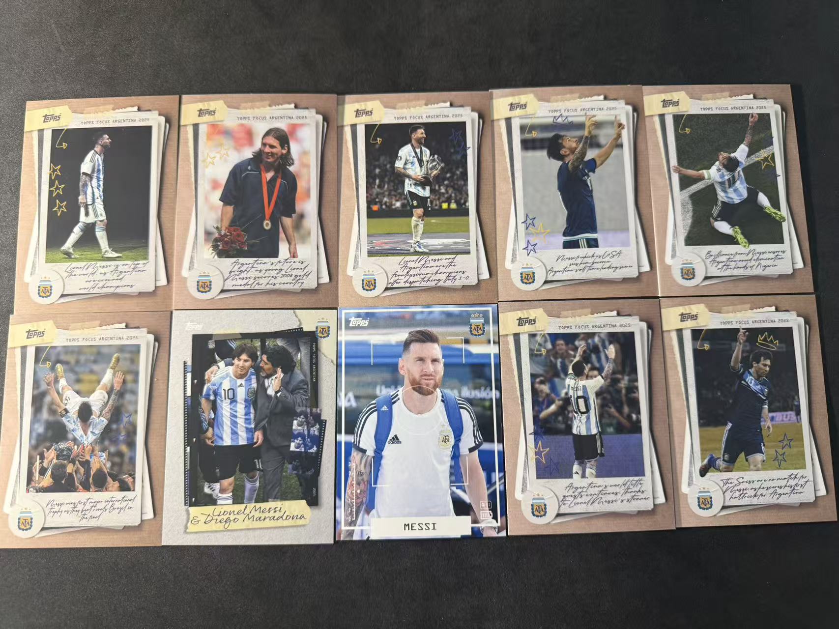 2025 Topps 阿根廷聚焦队盒 Lionel Messi 利昂内尔 梅西 阿根廷 10张打包 默认瑕疵 介意勿拍 添