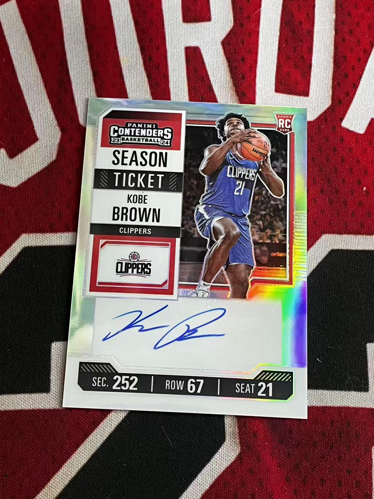 【接寄拍】2023-24 PANINI CONTENDERS 球票系列 快船 新秀RC 科比布朗 签字卡 卡签 正新秀球票签字卡 银折 折射 专收凑套必备【烂臭嘴拍卖】