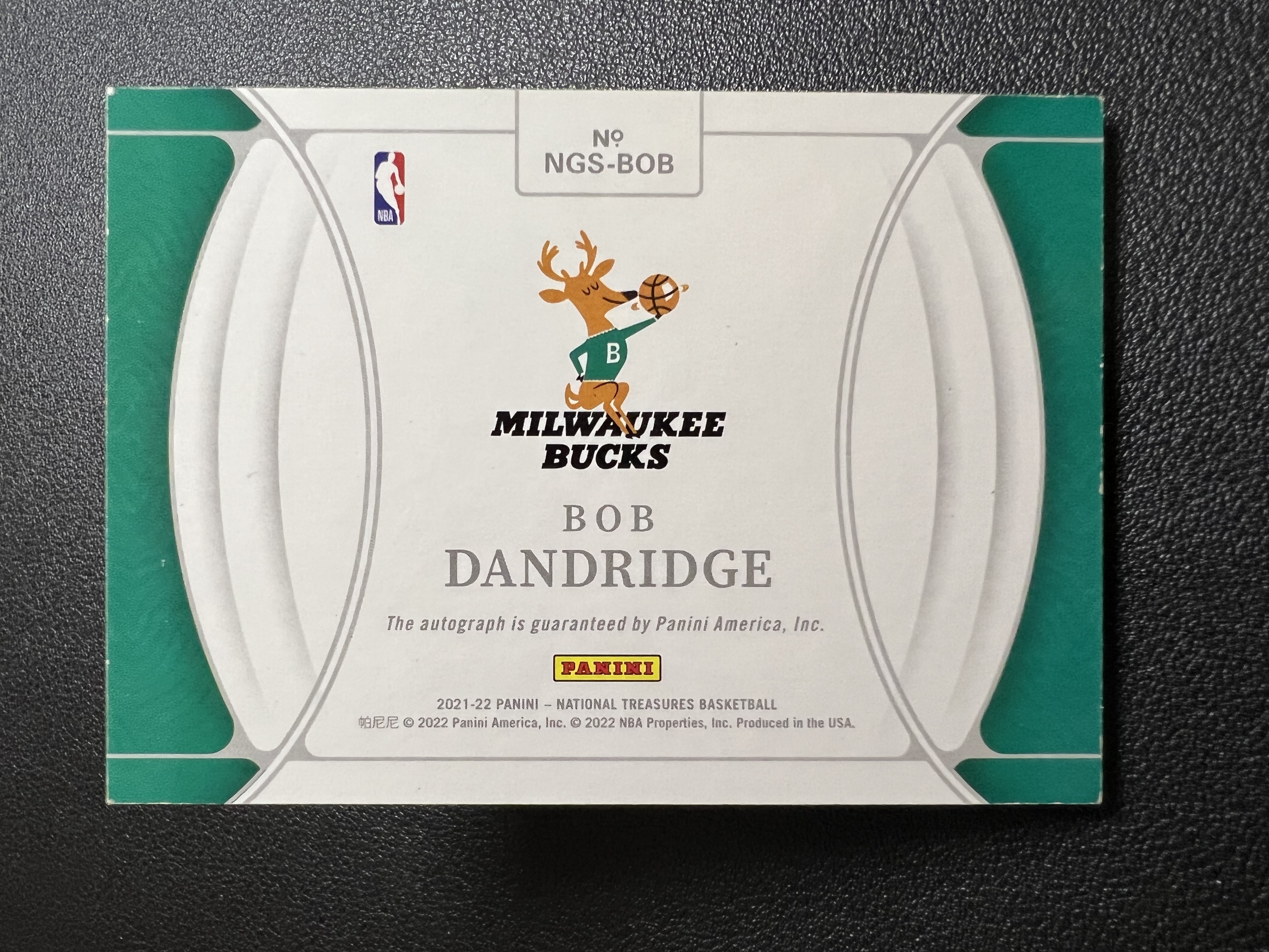 2021-22 Panini National Treasures Bob Dandridge 【星佑代卖】国宝 雄鹿 鲍伯 丹德里奇 签字 卡签 金平行 10编 收藏必备