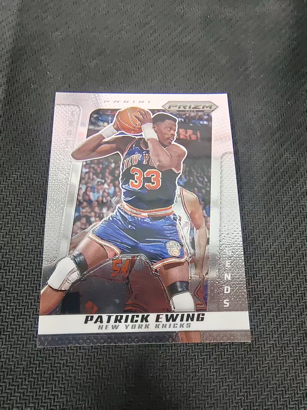 【可合并,不累计】2024-25 Panini Prizm Deca Patrick Ewing 尼克斯 帕特里克 尤因 大猩猩 PZ 复刻 划痕 边角瑕疵 #209