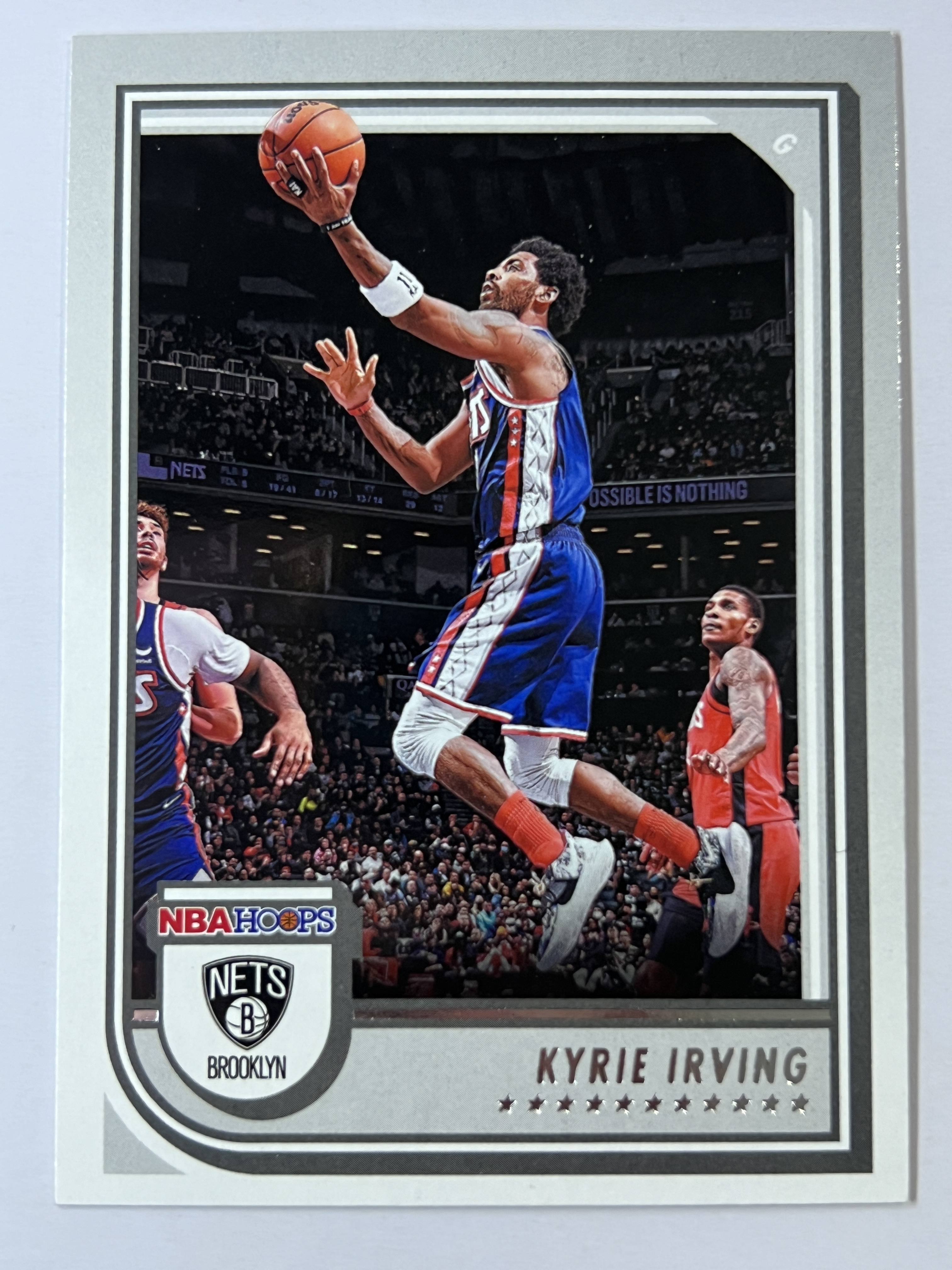2022-23 Panini NBA Hoops Kyrie Irving 凯里 欧文 篮网队 《 热门球星 收藏必备 》 实卡精美 #9