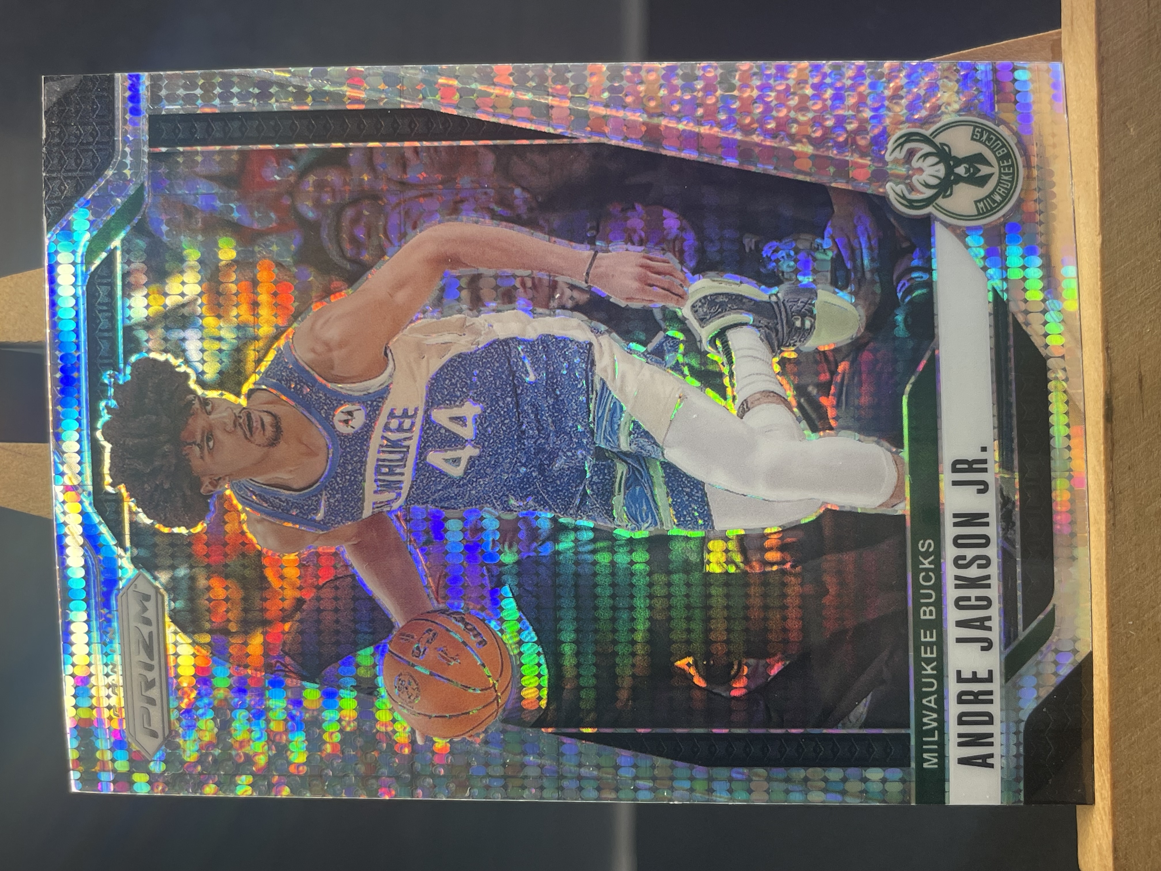 (A12) 2024-25 PANINI PRIZM 脉冲折 小安德烈 杰克逊 雄鹿  近期大热球星  收藏必备 卡品如图  ! ! !