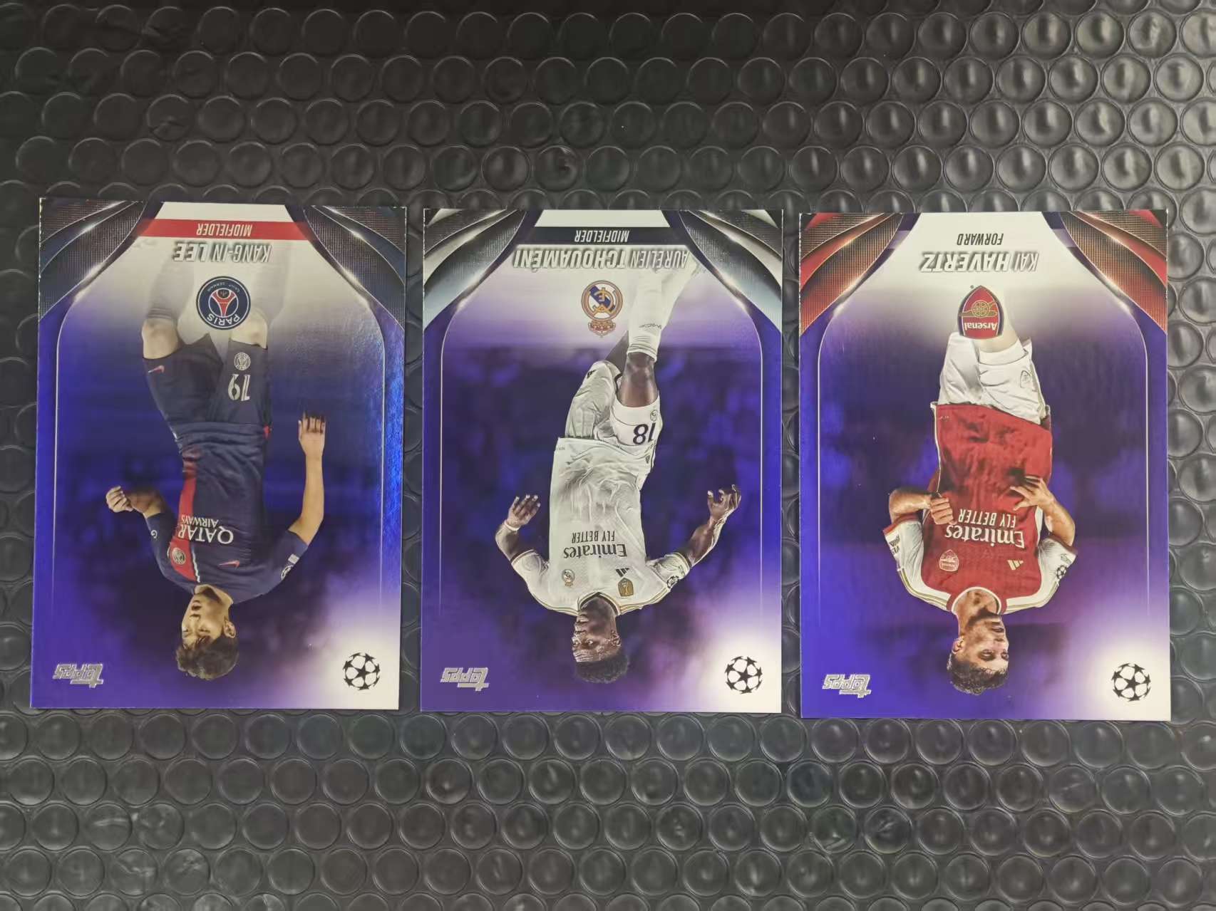 2024 Topps UCC Kai Havertz 欧冠 阿森纳 凯 哈弗茨 皇马 楚阿梅尼 大巴黎 李康仁 /299编 紫折 折射 3张打包LOT 卡品如图【原地起飞卡社】MVP11.11