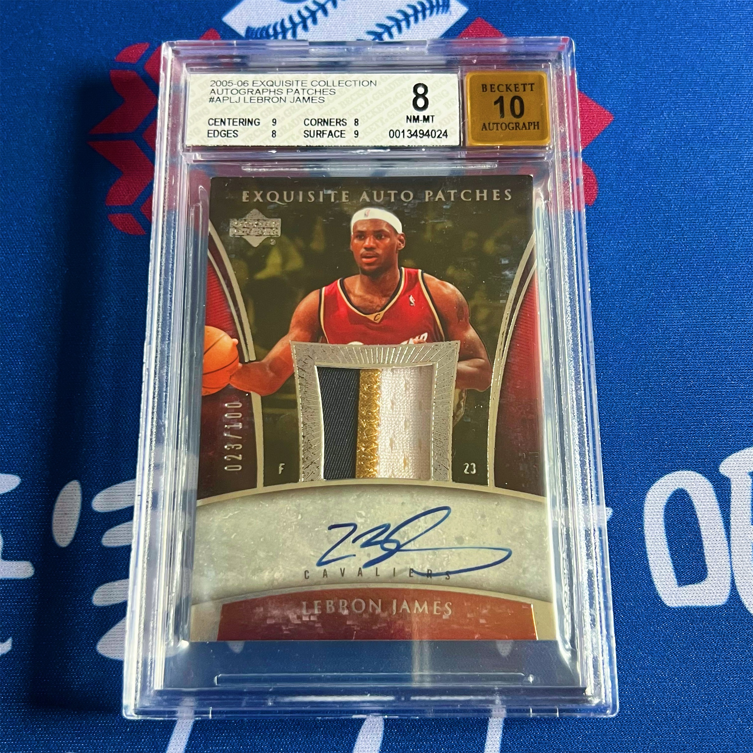 2005-06 Upper Deck Exquisite LeBron James 【海宝】UD 木盒 骑士 勒布朗詹姆斯 23/100编 同背1/1 1of1 无平行PA签字卡 卡签 BGS8/10