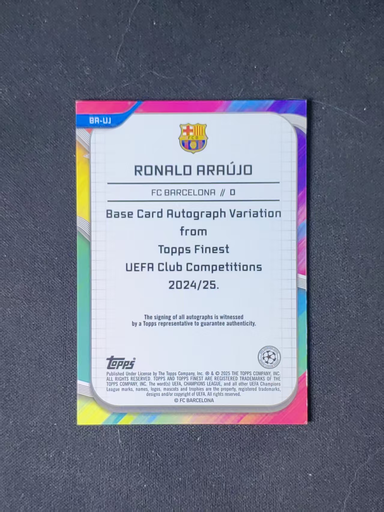 2025 Topps Finest Ronald Araujo 【林林拍卖布迪尼】finest系列 欧冠 西甲 巴塞罗那 巴萨 阿劳霍 076/199编 紫雨点折 签字