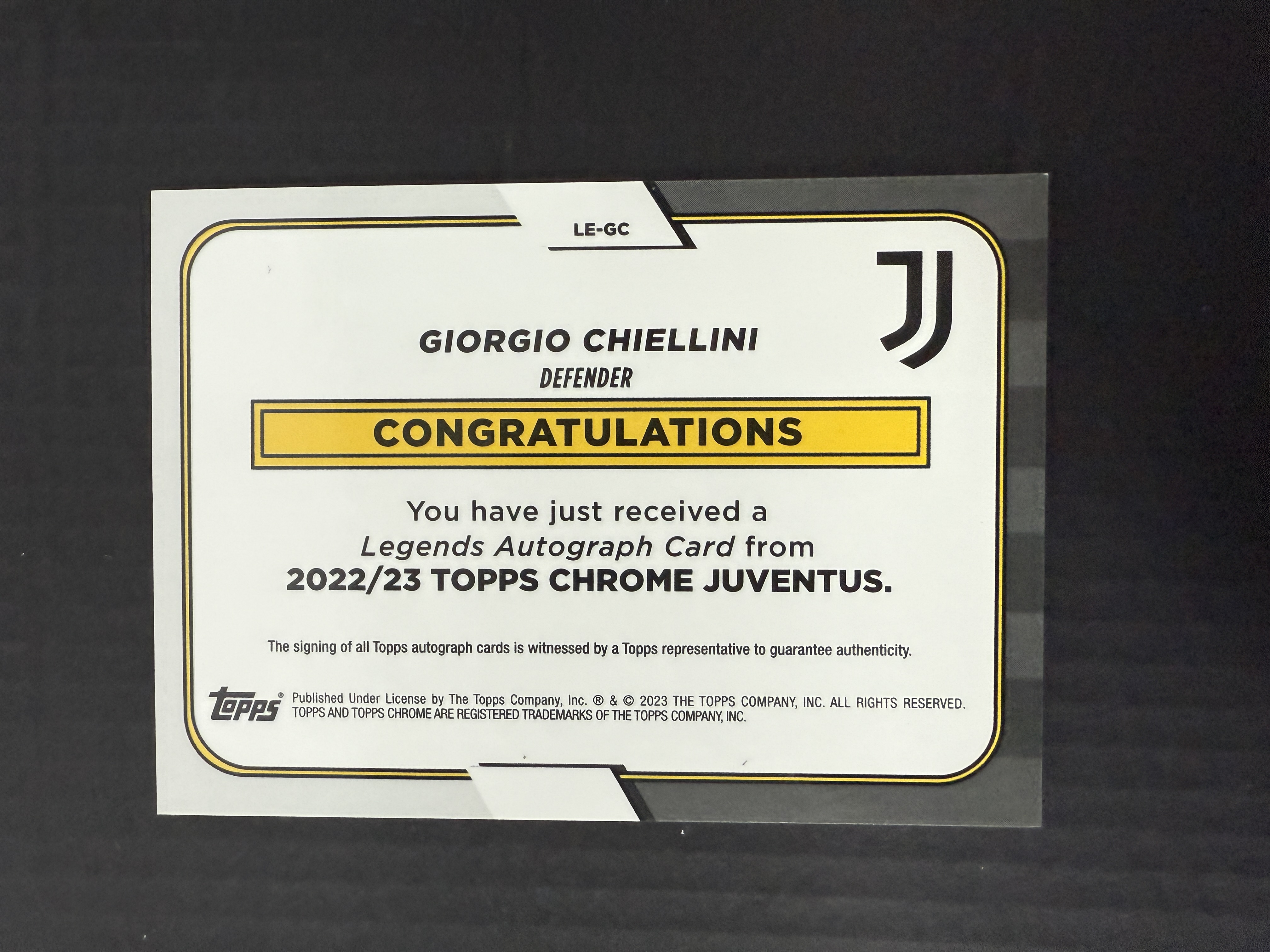 【GOAT山羊拍卖】D哥 2023-24赛季 topps chrome尤文图斯队盒系列 基耶利尼 银折签字 尤文图斯 第二张 品相如图