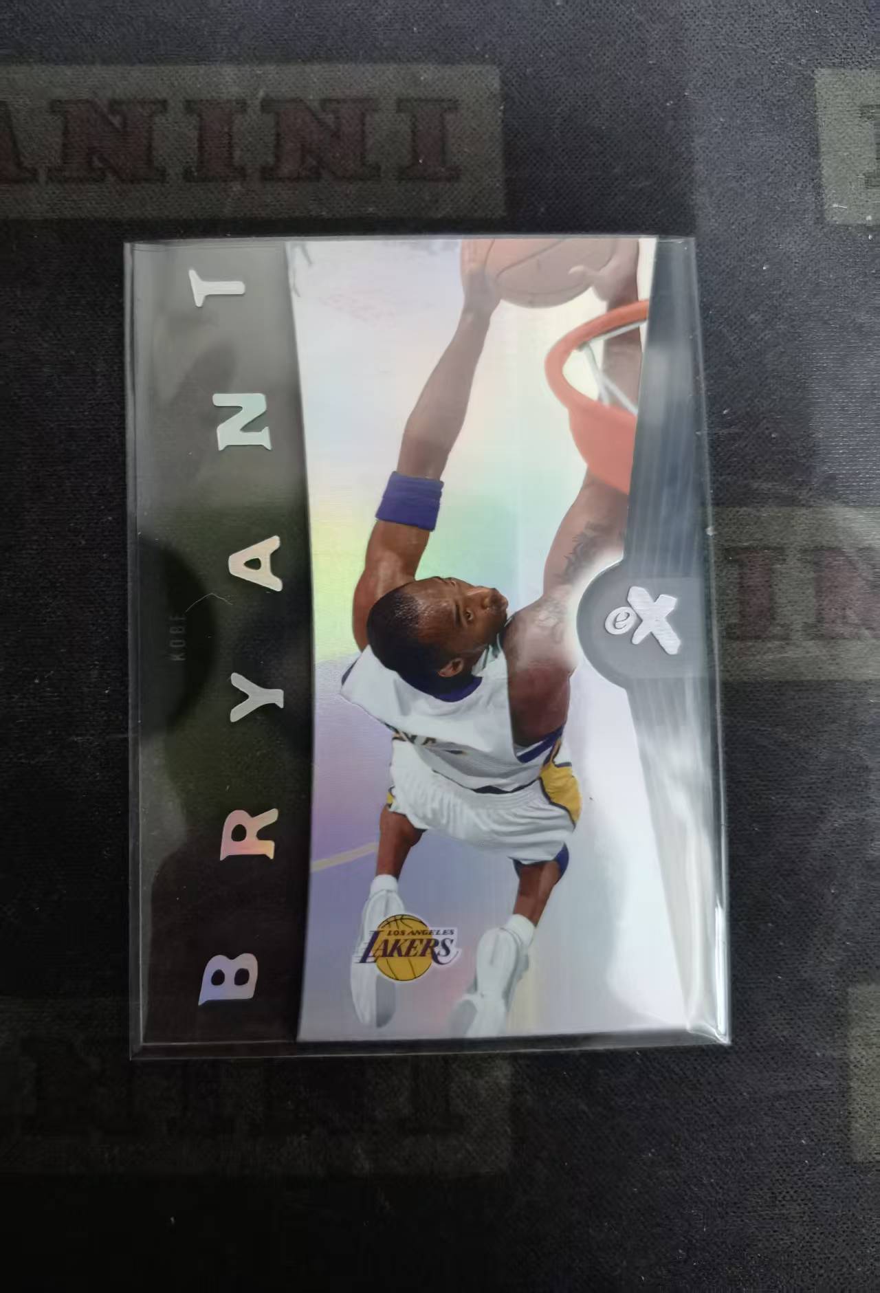 【DLDL拍卖】2006-07 Fleer EX Kobe Bryant 科比【卡边角表面见图】