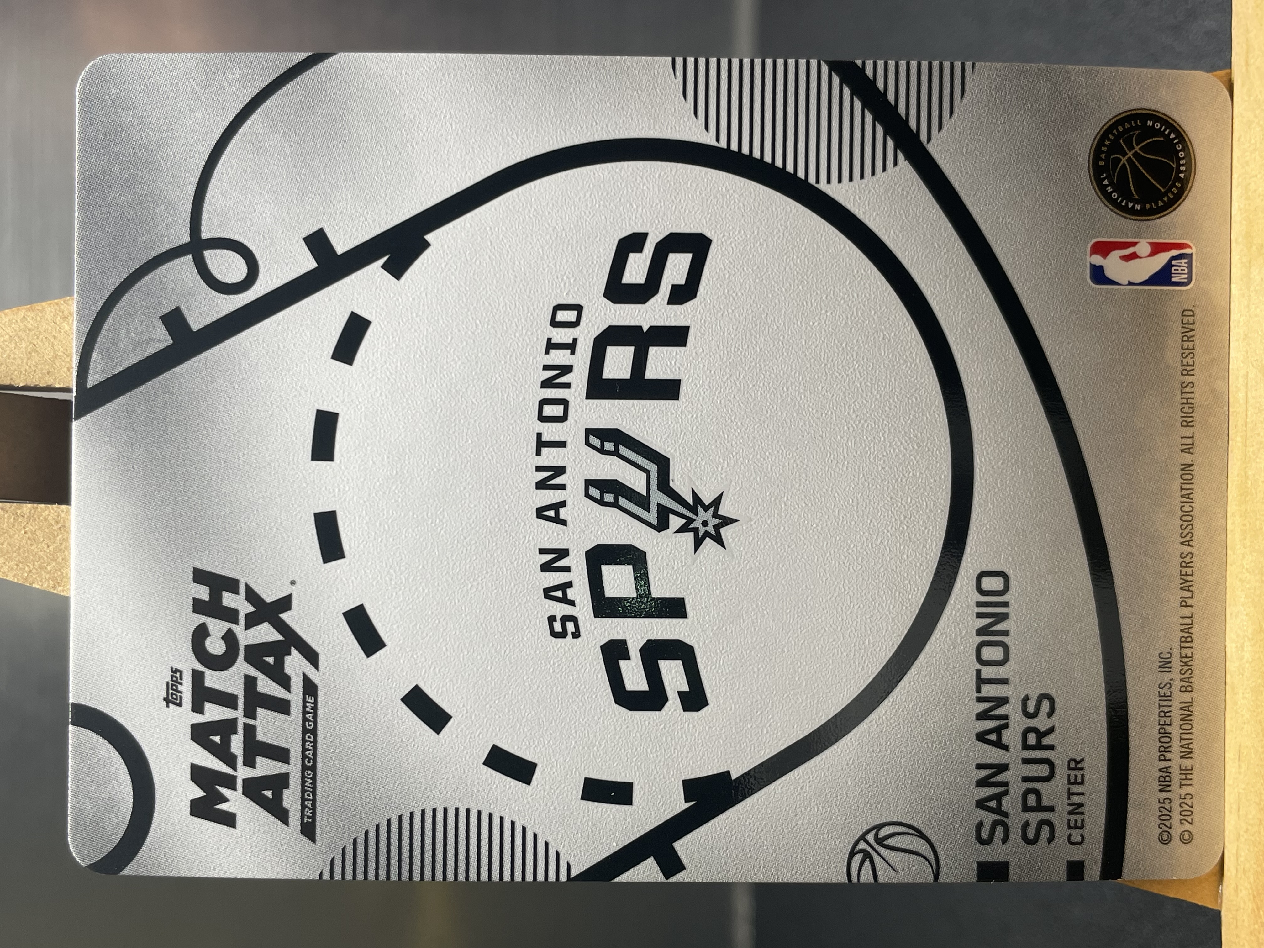 (C2) 2025 TOPPS 折射 维克托 文班亚马 马刺 近期大热球星 收藏必备 卡品如图 ! !