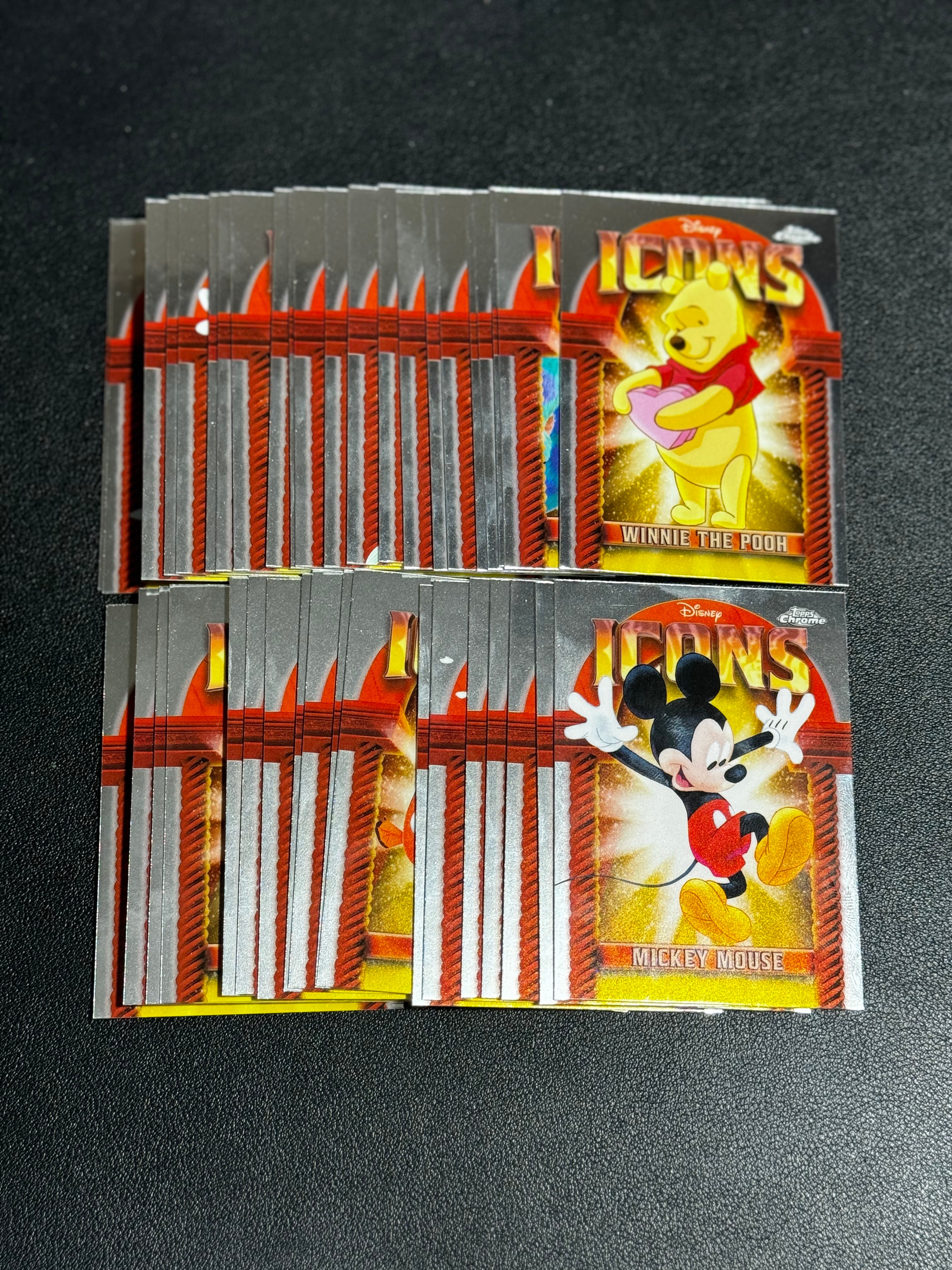 2025 Topps Disney Chrome TC 迪士尼 Hobby Icons 特卡 Mickey Mouse 米奇 Winnie The Pooh 小熊维尼 等 1-40号 齐套 LWDG