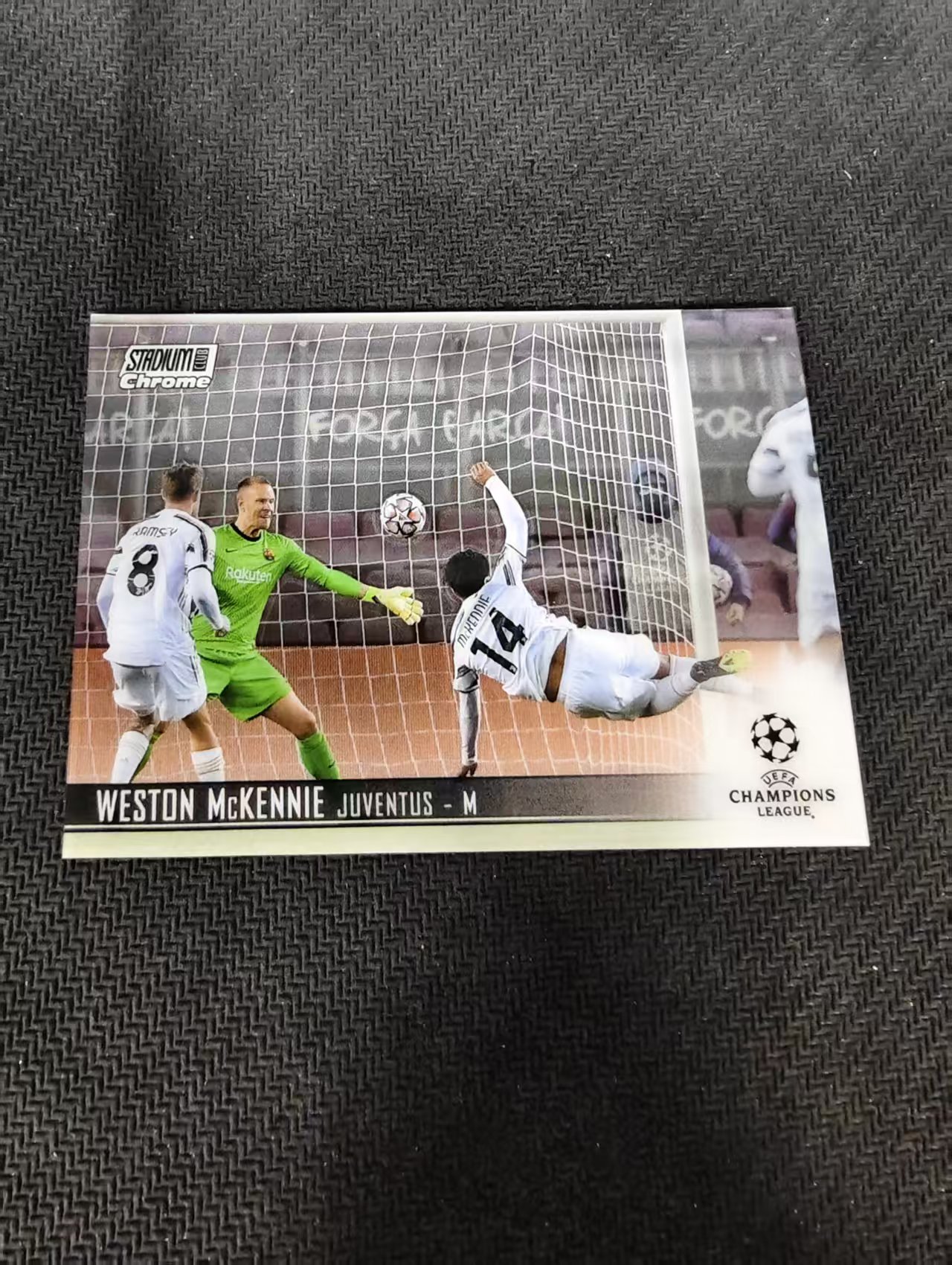 【可合并,不累计】2021 Topps Stadium Club Chrome Weston McKennie 尤文图斯 韦斯顿 麦肯尼 竞技场 欧冠 划痕 边角瑕疵 #67