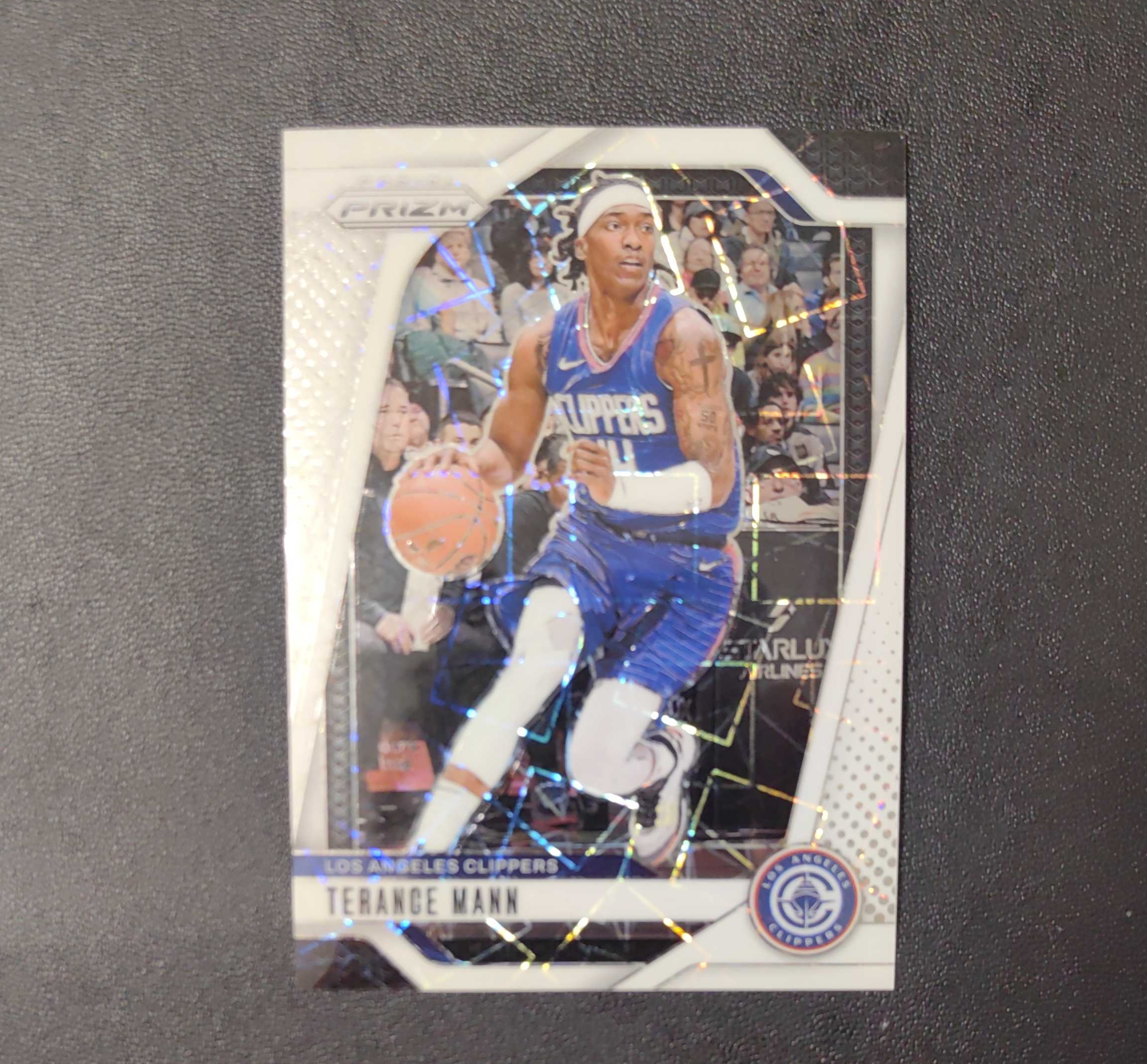 2024-25 panini prizm terance mann 快船 特伦斯曼 曼恩 白镭射折 275编 东契奇 sga 库里 文班亚马 詹姆斯 湖人 勇士 马刺 2
