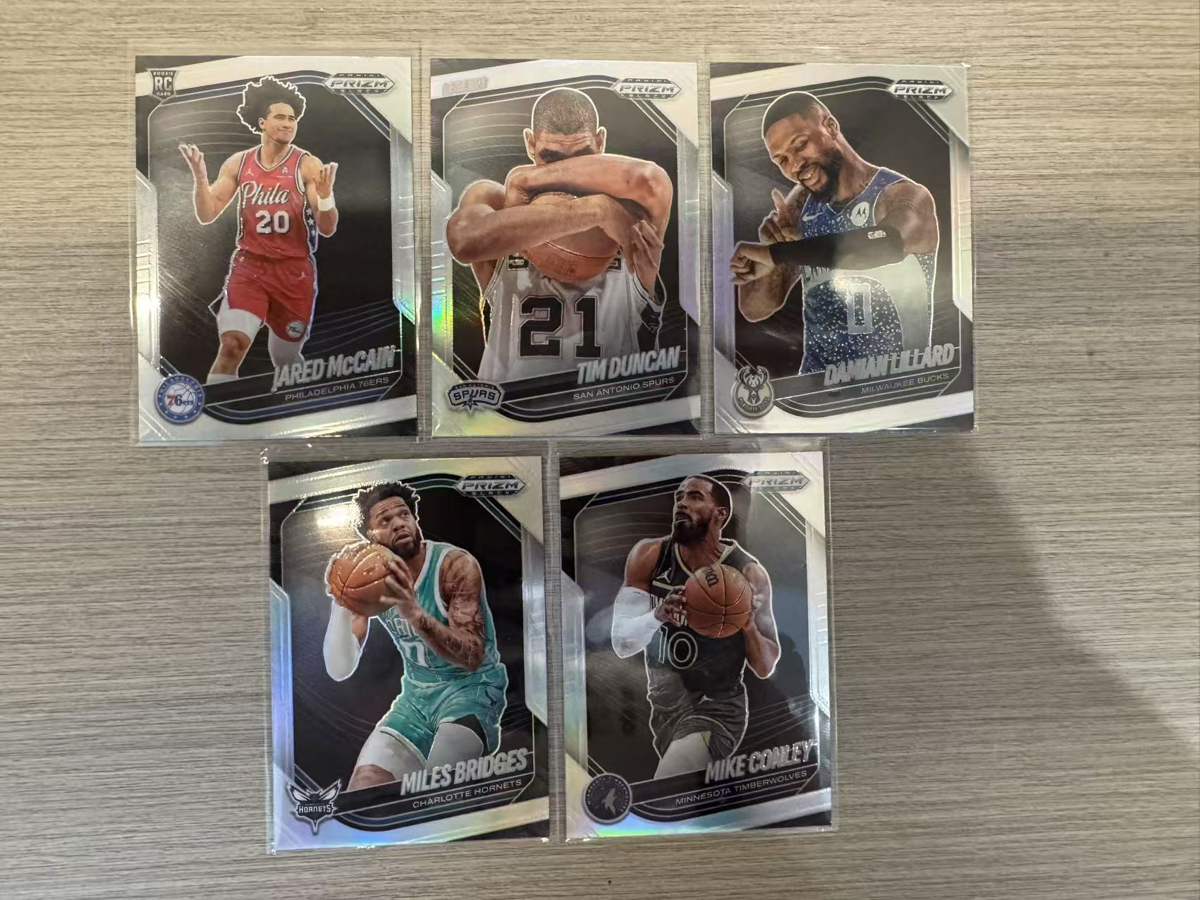 2024-25 Panini Prizm Black Jared McCain RC 贾里德 麦凯恩 石佛 蒂姆 邓肯 表哥 利拉德 迈尔斯 布里奇斯 康利 银折打包 选图精美 卡品如图 凑套收藏
