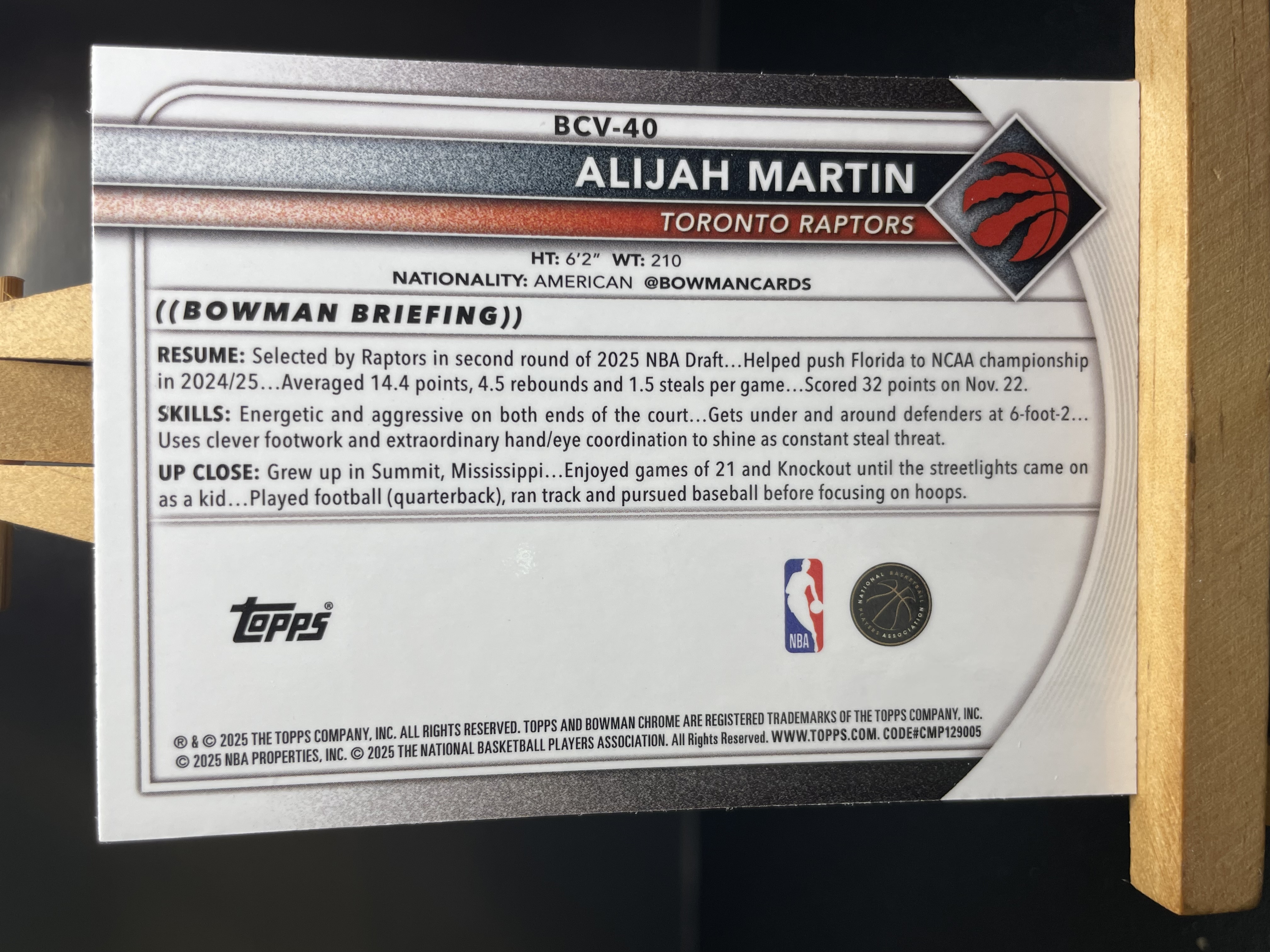 (A7) 2025 TOPPS 棕 蛇纹折 新秀RC 阿莱贾 马丁 猛龙 近期大热球星 收藏凑套必备 卡品如图 !!!