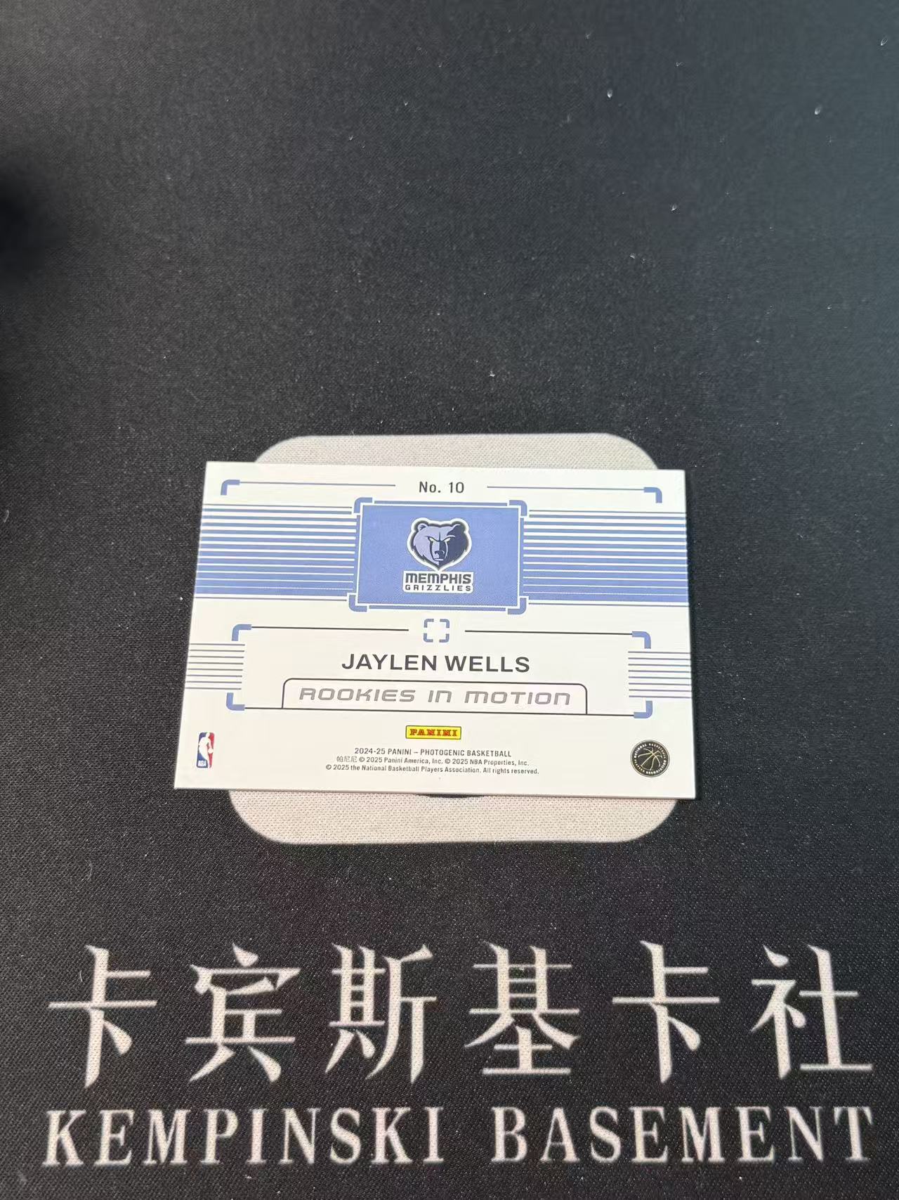 2024-25 Panini PaniniPhotoGenicNBA Jaylen Wells 【卡宾】杰伦 威尔斯 灰熊 大热新秀 建队基石 上镜 新秀特卡 光栅折 49编 专收凑套必备