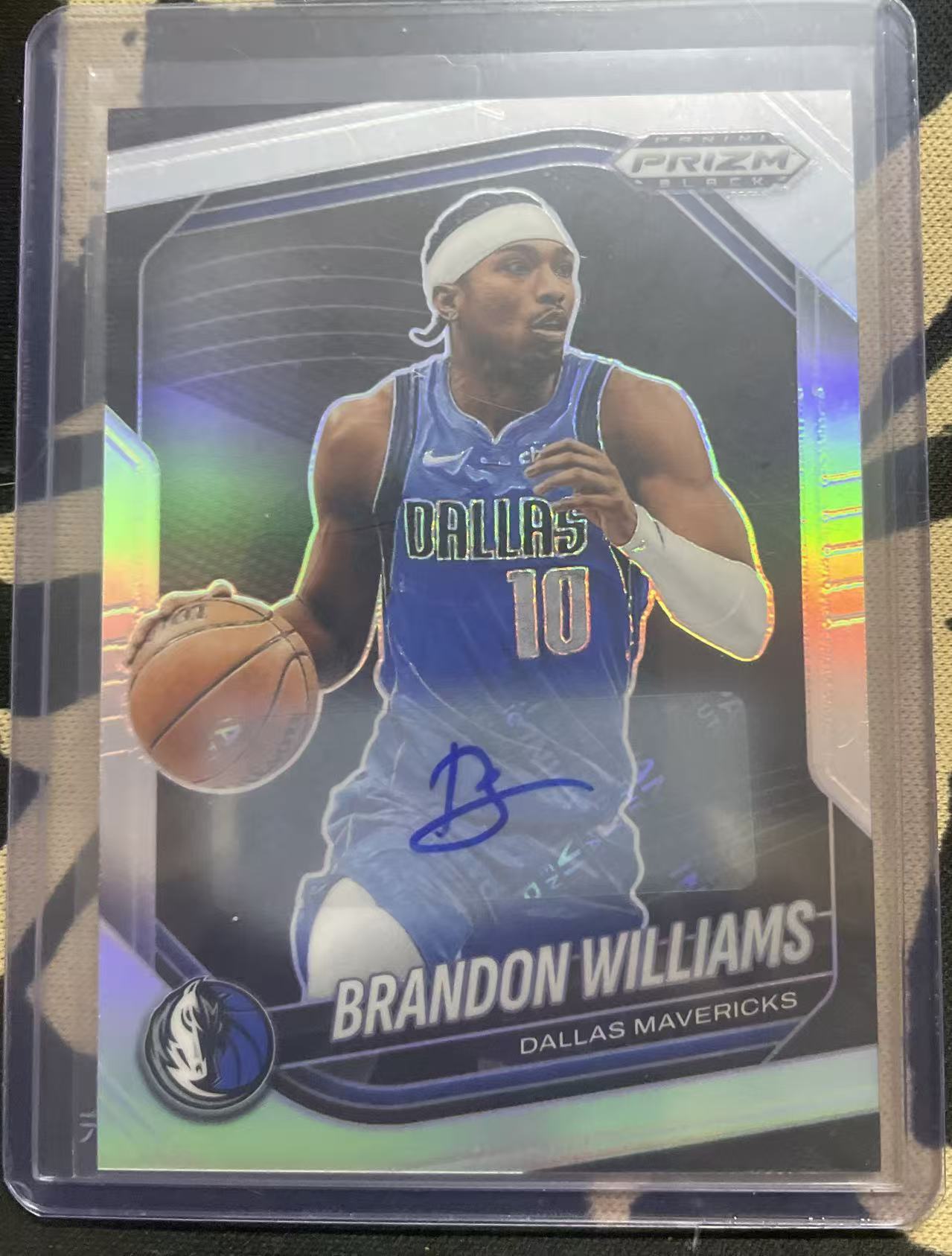 2024-25 Panini Prizm brandon williams 布兰登·威廉姆斯 独行侠 pz 签字 贴签 新赛季打的很好 未来可期 银折 折射 值得收藏(猴子卡社)