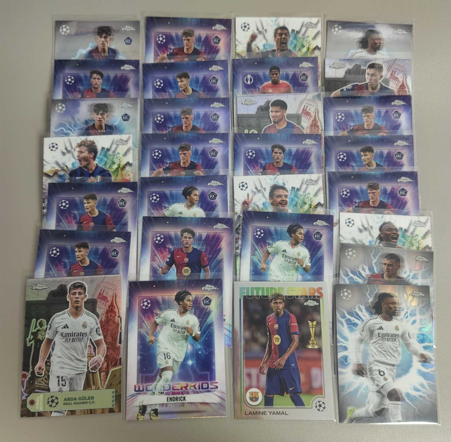【佩妮拍卖】2025 topps chrome 最新欧战 yamal 巴萨 亚马尔 恩德里克 居莱尔 卡马文加 佩德里 银折特卡折射baselot103 拍前请阅读描述 夜凄星0516