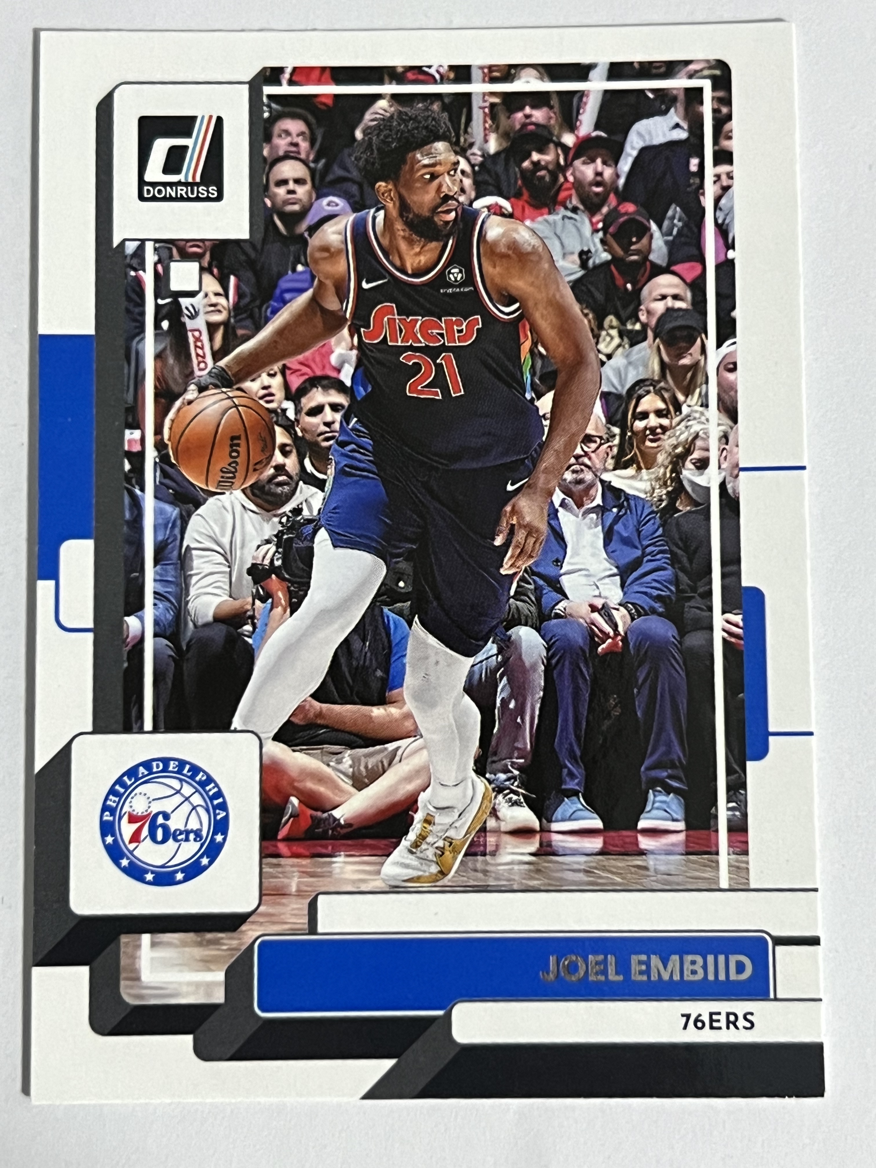 2022-23 Panini Donruss Joel Embiid 乔尔 恩比德 大帝 76人队 《 热门球星 收藏必备 》 凑套必备 实卡精美 #21