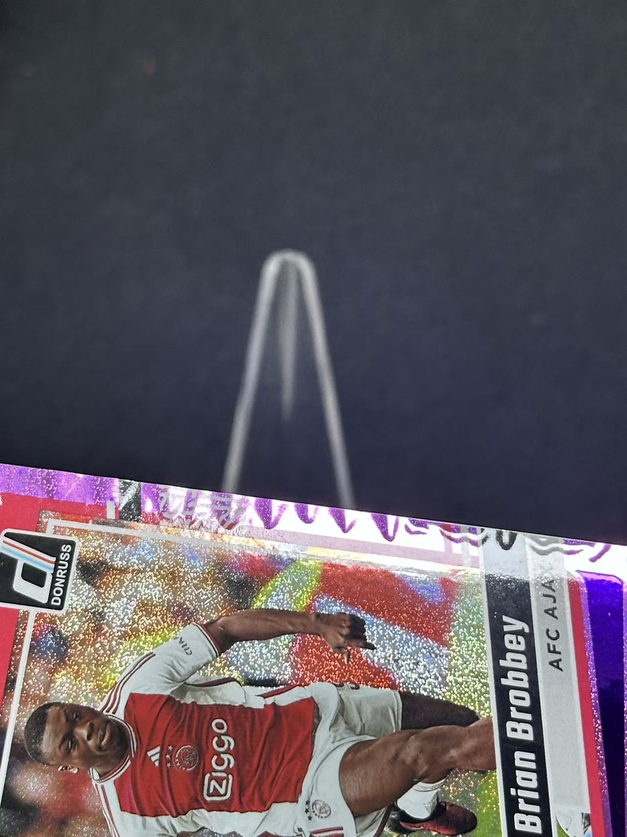 2023-24 Panini Donruss Brian Brobbey 【哆哆卡社】布赖恩·布罗贝伊 紫折 荷甲 杜蕾斯系列 受潮瑕疵卡 收藏必入 卡品如图