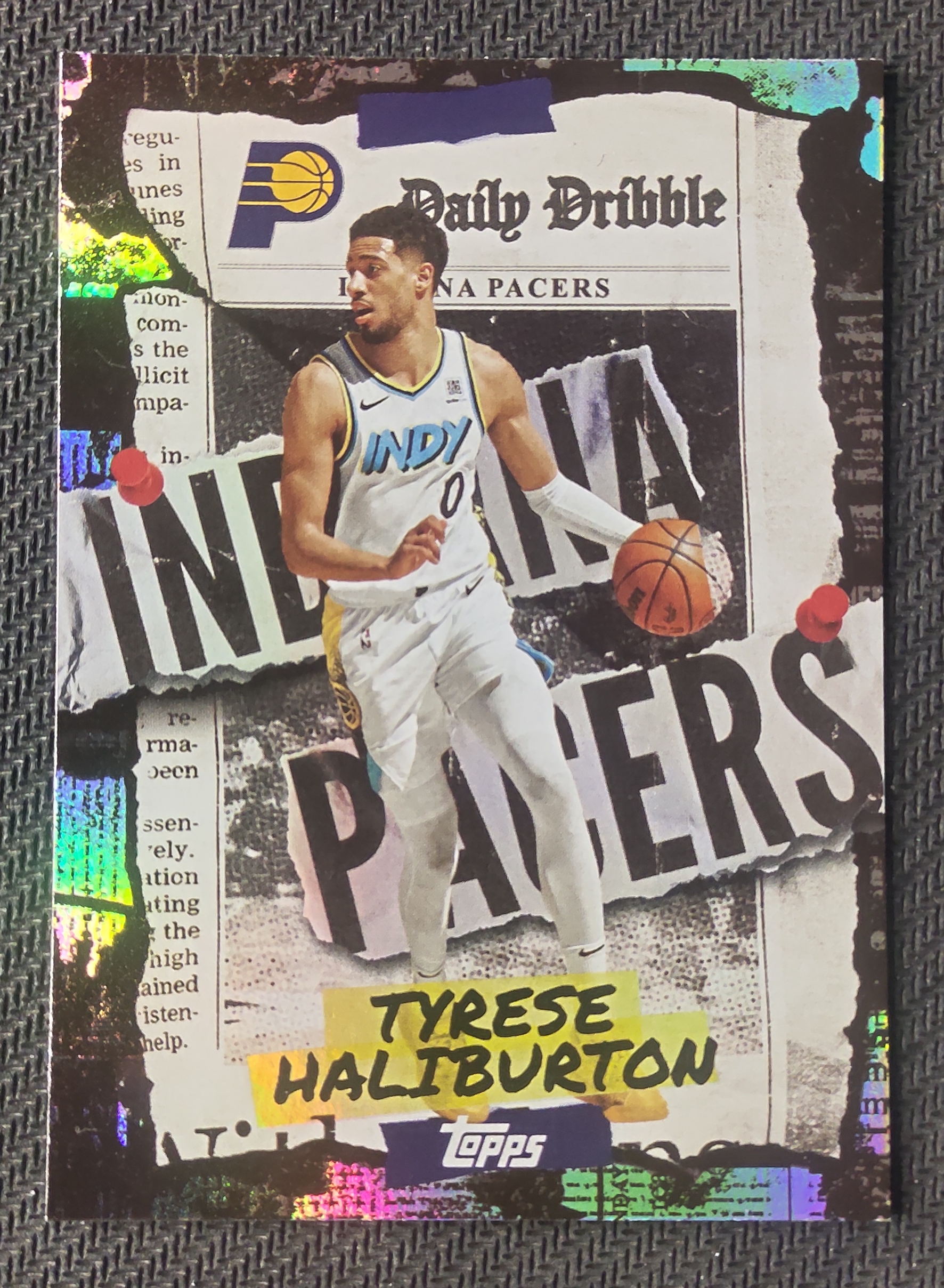 2025 Topps Topps Tyrese Haliburton 泰雷斯 哈里伯顿 步行者 海报 日报 特卡 折射 银折 瑕疵如图