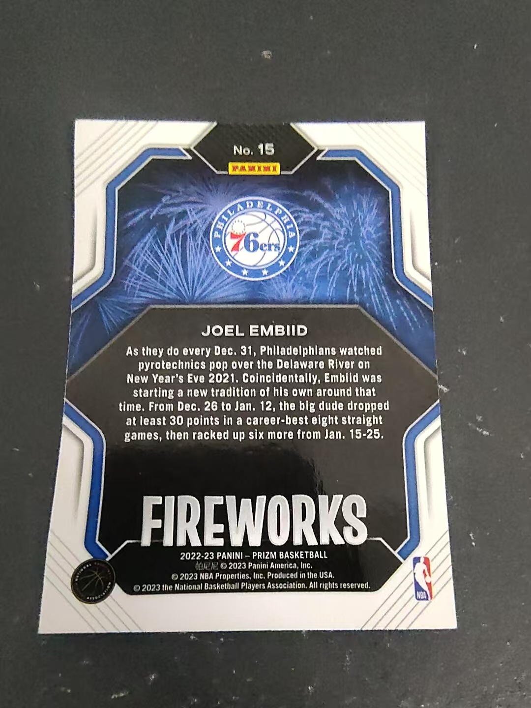 【可合并,不累计】2022-23 Panini Prizm Joel Embiid 乔尔 恩比德 76人 烟花特卡 PZ 划痕 边角微瑕 介意勿拍 #15