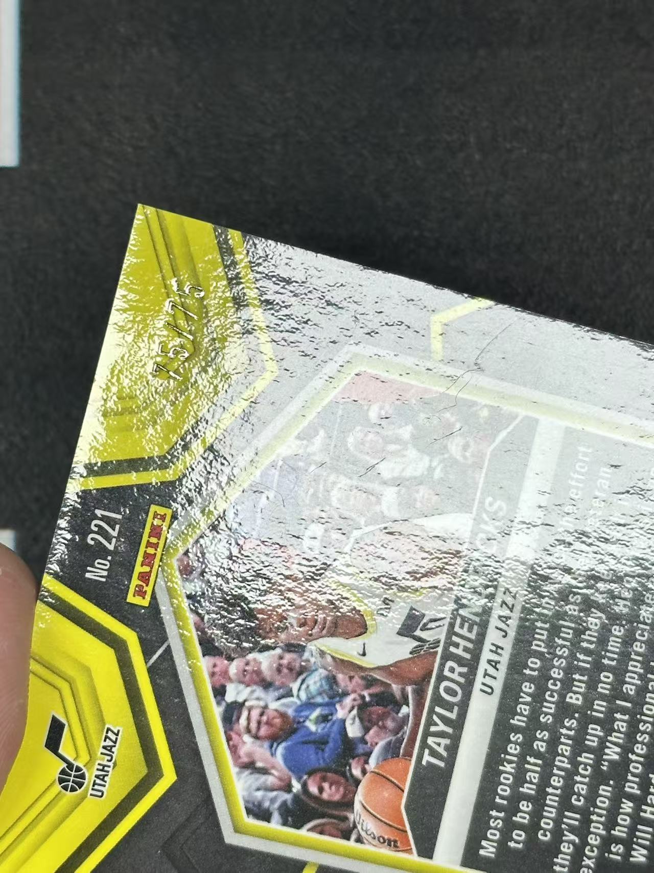 【欧卡体育】2023-24 Panini 马赛克 Taylor Hendricks 泰勒 亨德里克斯 75/75编 尾编 红圈圈折 新秀RC 爵士 收藏必备(SY11)