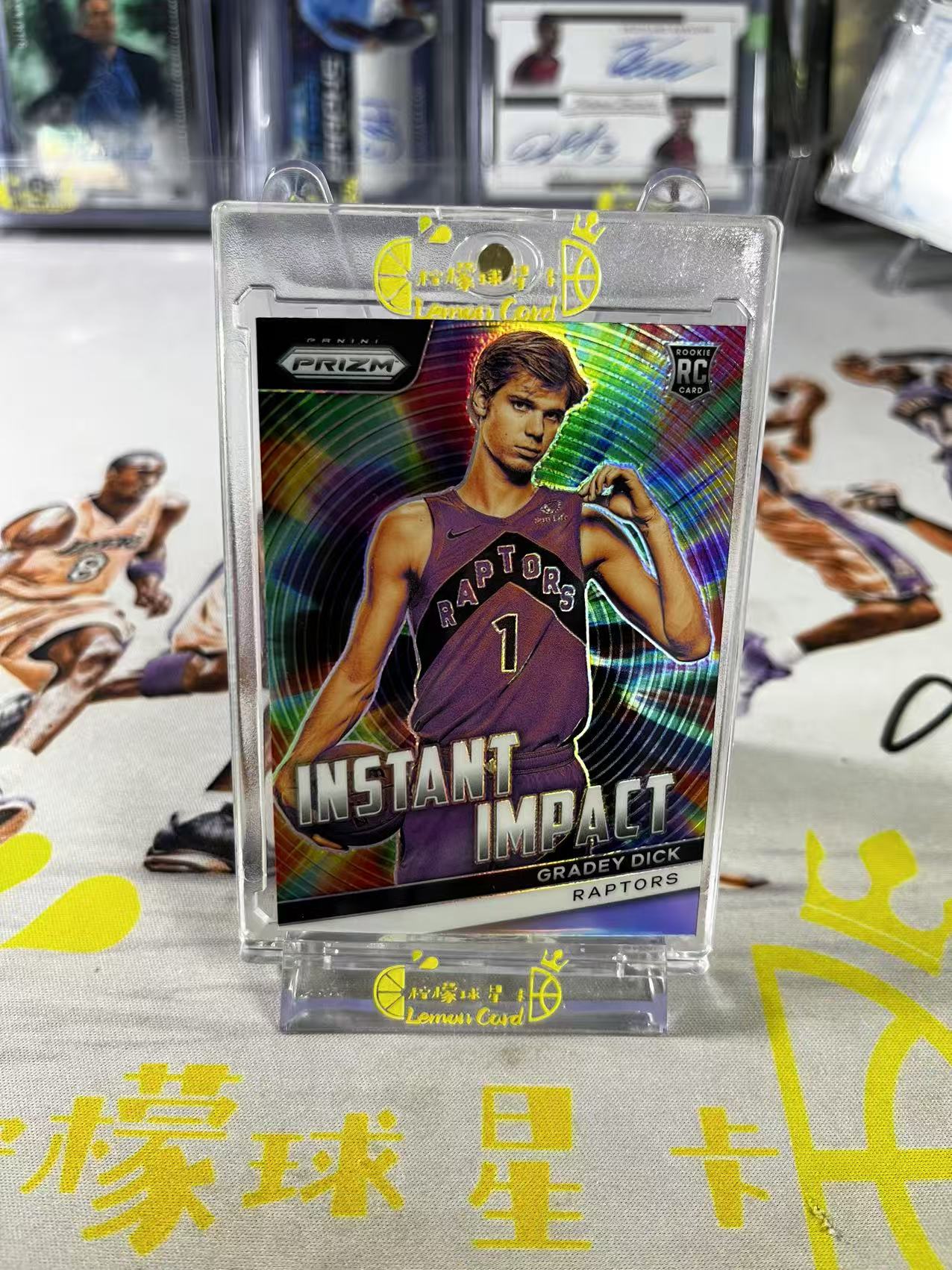 2023-24 Panini Prizm Gradey Dick 【柠檬球星卡拍卖】猛龙 格雷迪 迪克 新秀 RC 特卡 银折 折射 pz 微瑕如图 #不语