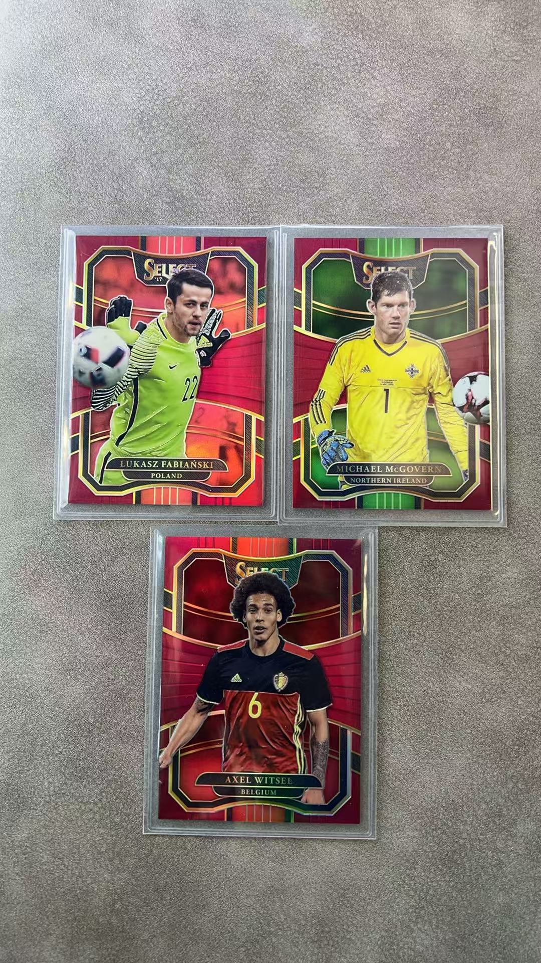 6488【330球星卡实体店代卖】2017-18 帕尼尼 SELECT 维特塞尔 麦高文 卢卡什法比安斯基 3张 红折 199编 LOT 仅顺丰寄付(UK23)