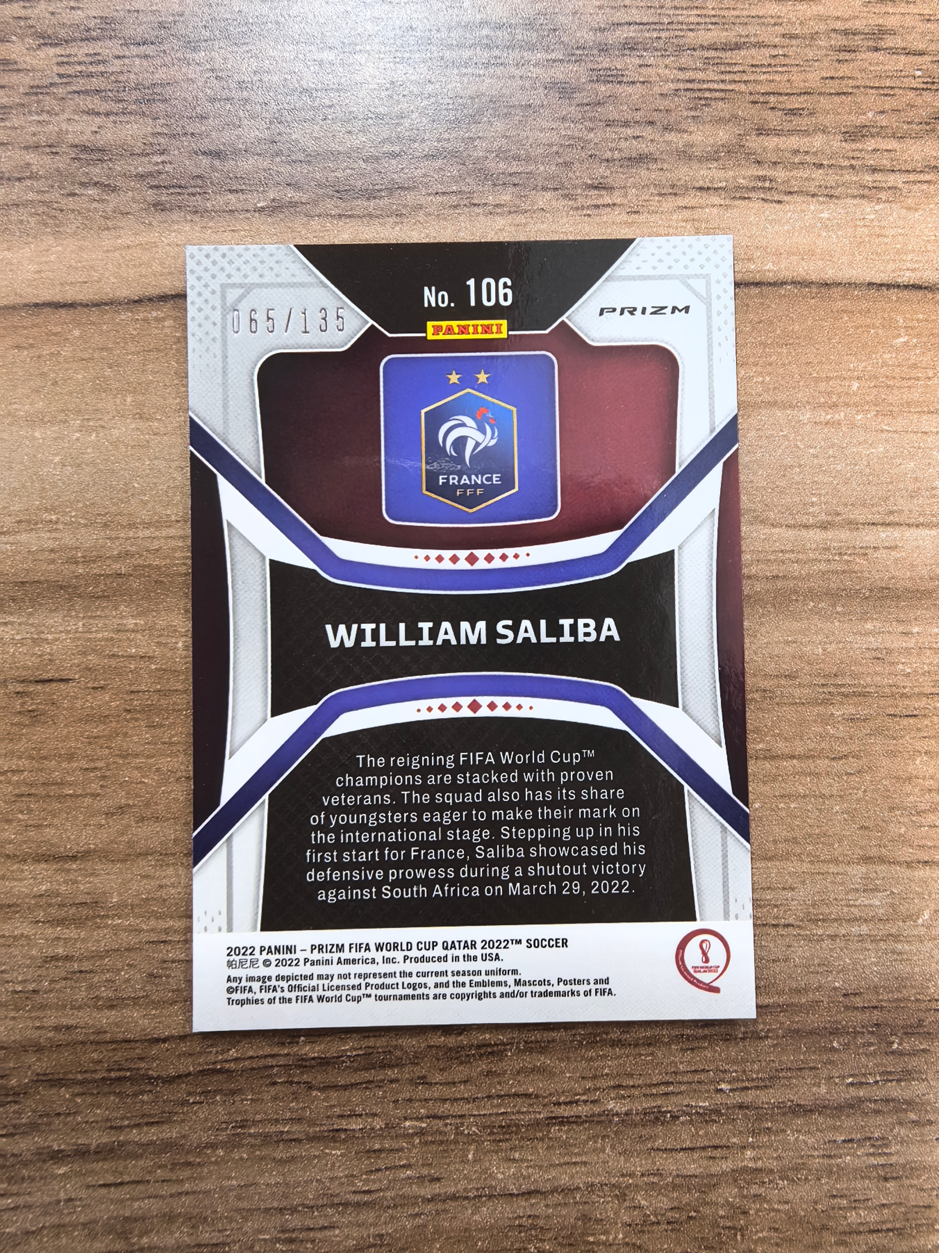 2022 Panini Prizm William Saliba RC 卡塔尔世界杯 法国 威廉萨力巴 新秀 065/135编 蓝圈圈折 折射 微瑕 实卡精美 卡品如图 收藏必入 流浪