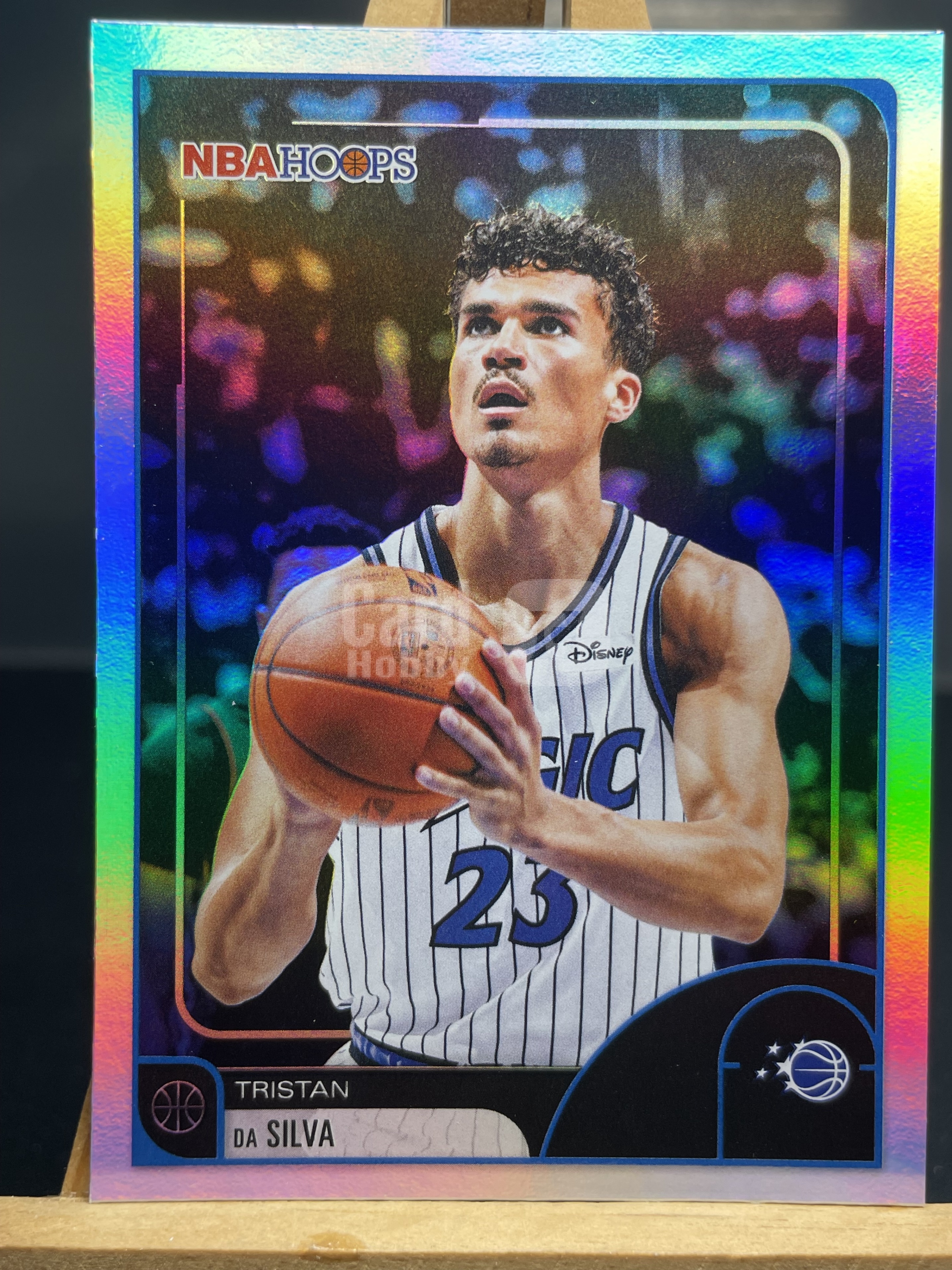 (A12) 2026 TOPPS NBAHOOPS 折射  特里斯坦 达 席尔瓦  魔术  近期大热球星 收藏凑套必备  卡品如图 ！！！