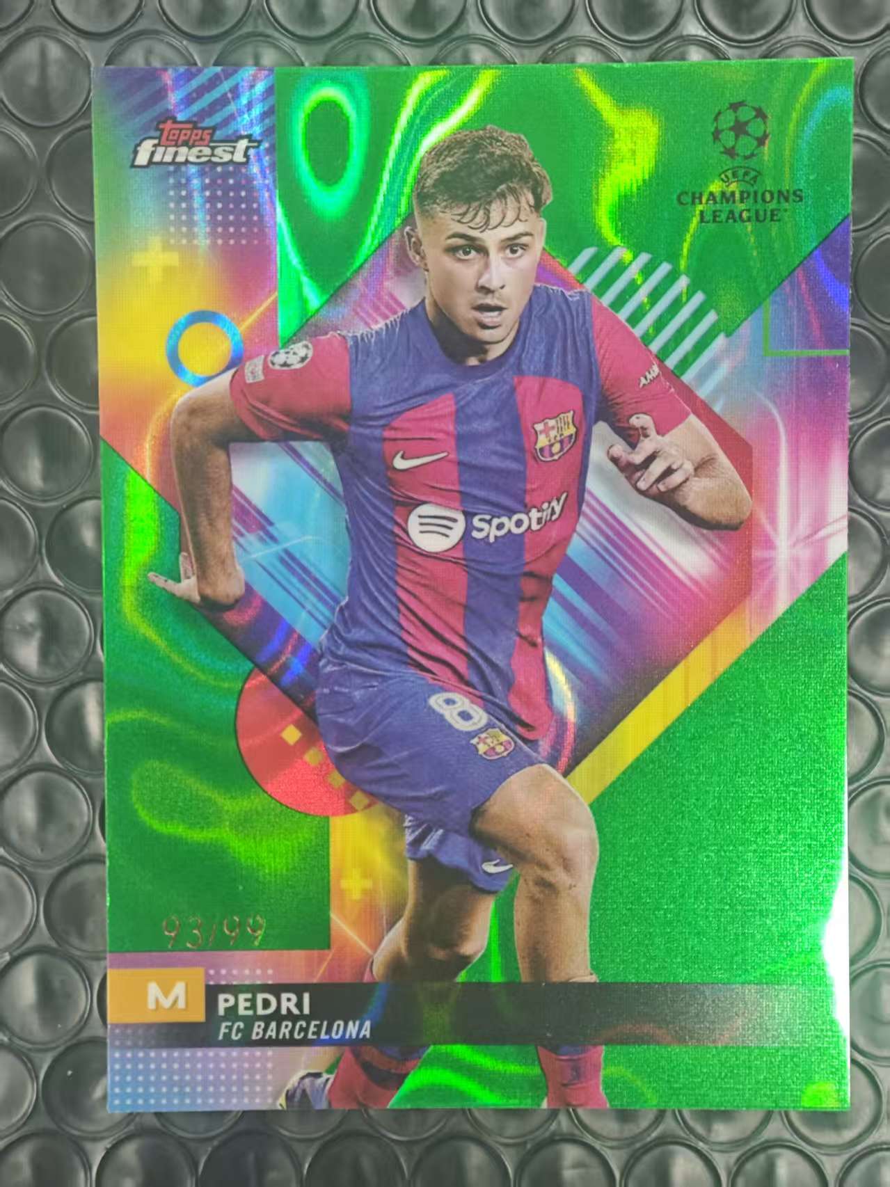 2023-24 Topps Finest Pedri 欧冠 巴塞罗那 巴萨 西班牙 佩德里 金童 佩刀 93/99编 绿熔岩折 绿折 折射 卡品如图【原地起飞卡社】MVP11.6