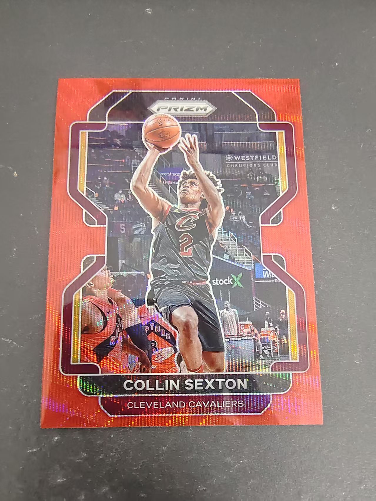 【可合并,不累计】2021-22 Panini Prizm Collin Sexton 克林 塞克斯顿 骑士 红波纹 PZ 划痕 边角瑕疵 #240