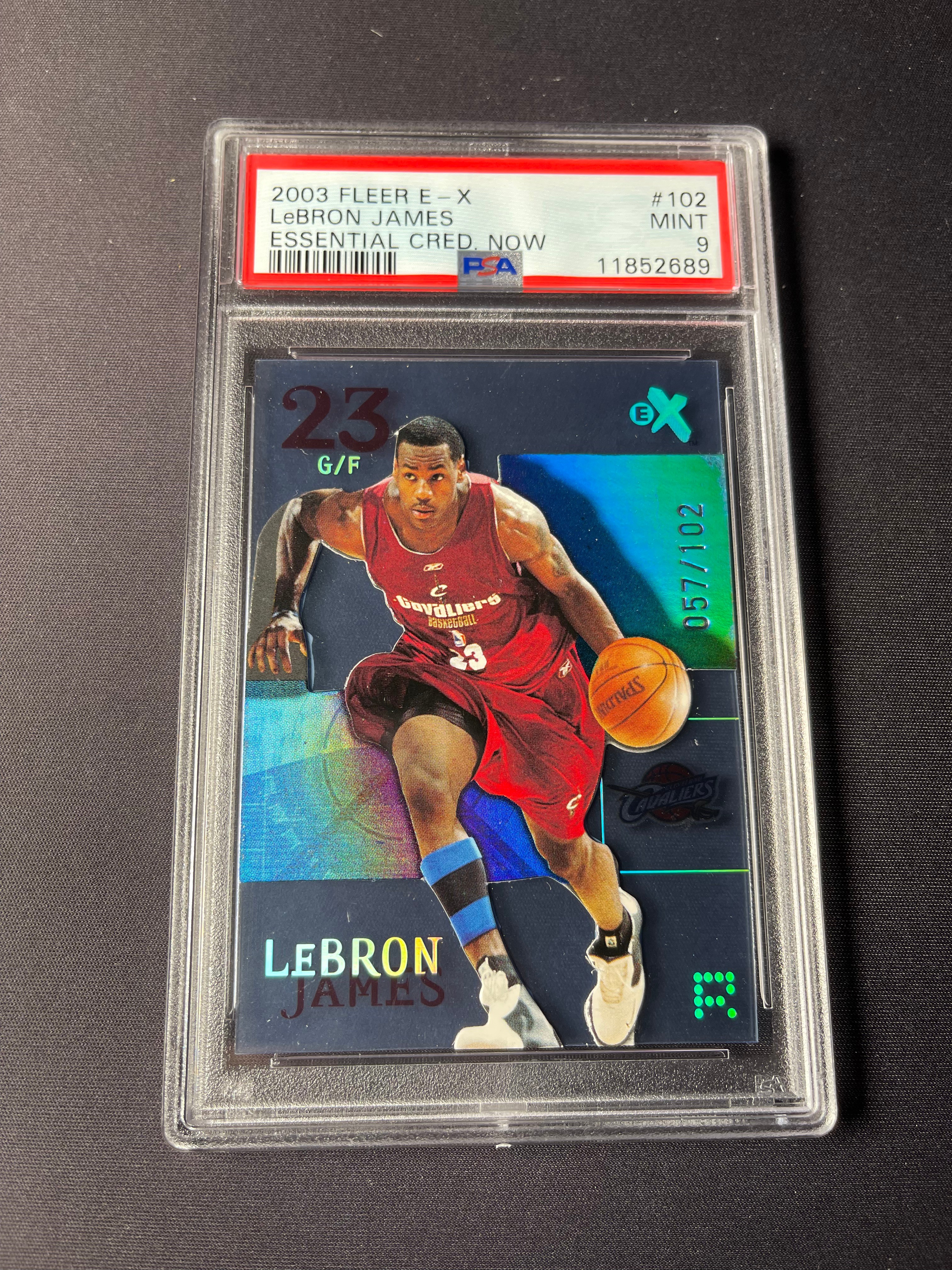 2003 Fleer E-X LeBron James RC 騎士 勒布朗詹姆斯 新秀 Essential Credentials Now正反編 057/102正編 頂級老特 PSA9「老夫子」三國殺