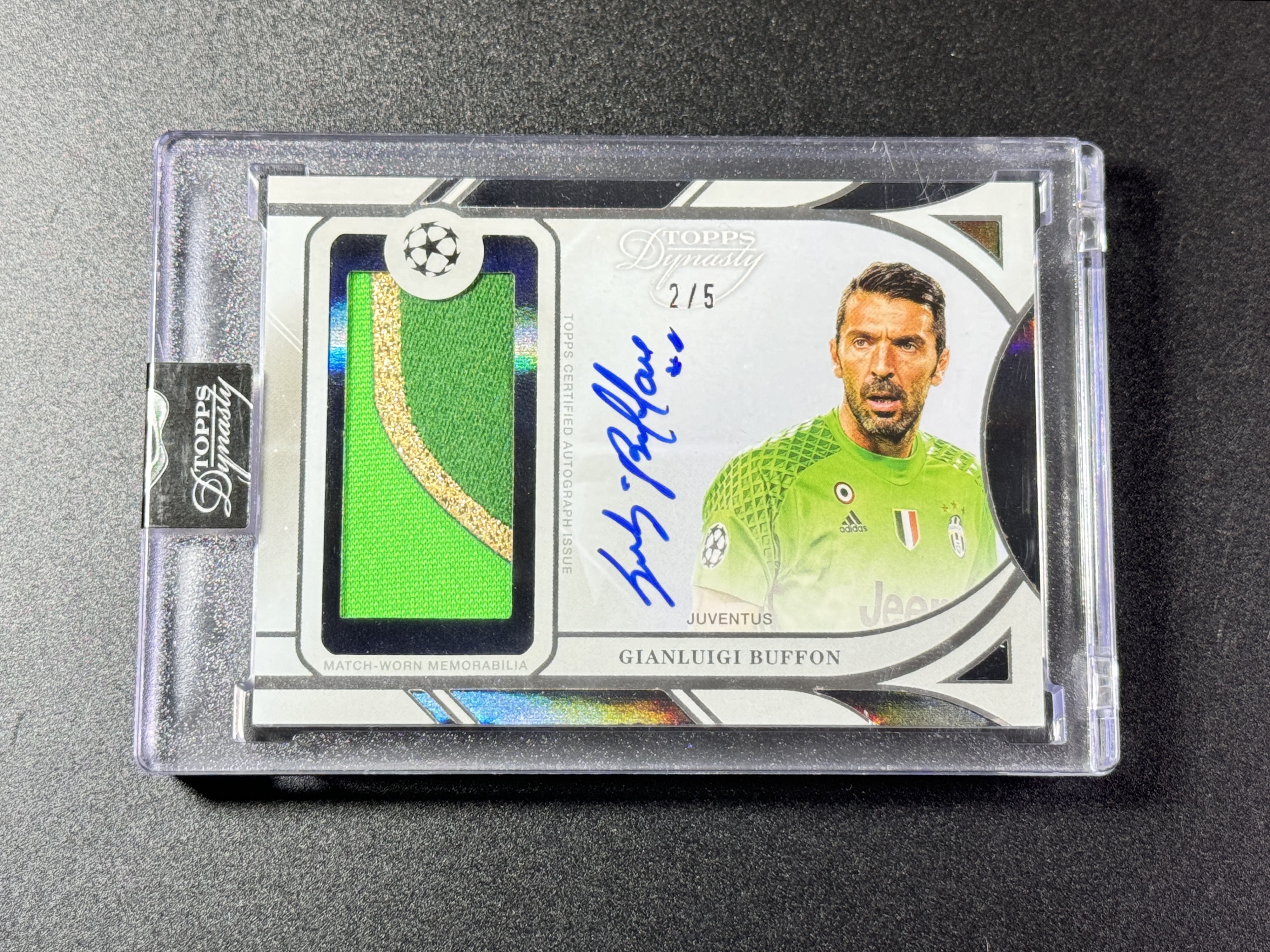 【喷子拍卖】2025 topps dynasty Gianluigi Buffon 欧冠王朝 尤文图斯 传奇门神 布冯 patch 签字 5编 ...
