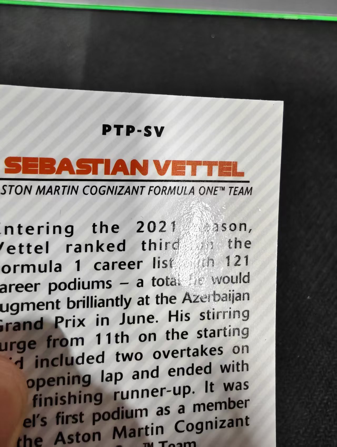 2021 TOPPS F1 CHROME Sebastian Vettel 阿斯顿马丁瓦特尔 银折 the podium特卡 划痕 边角瑕疵 #SV