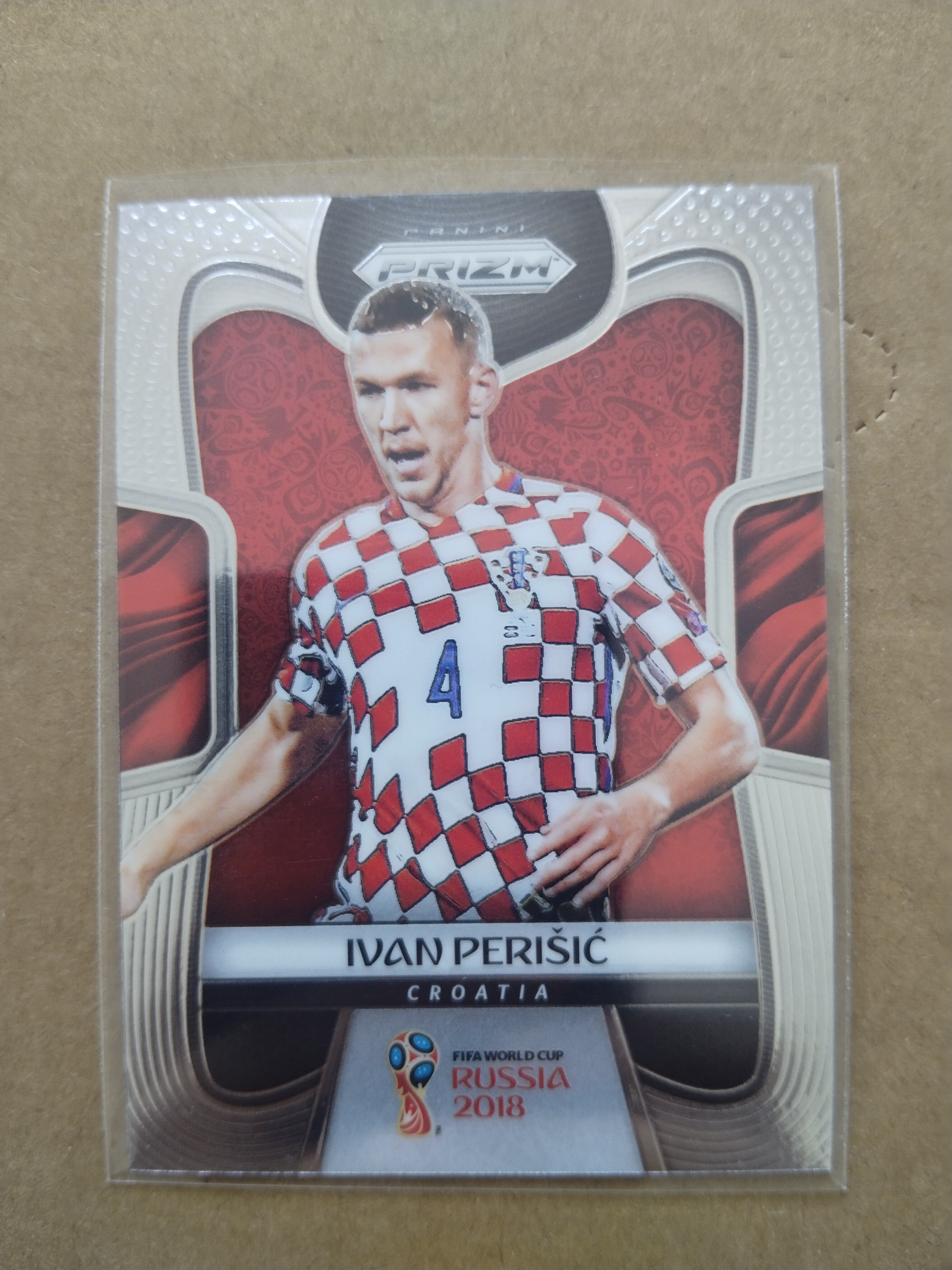 (竞拍前先阅读描述)PANINI帕尼尼 2018俄罗斯世界杯PRIZM 普卡base 克罗地亚 佩里西奇 第3张凑套必备 品相如图