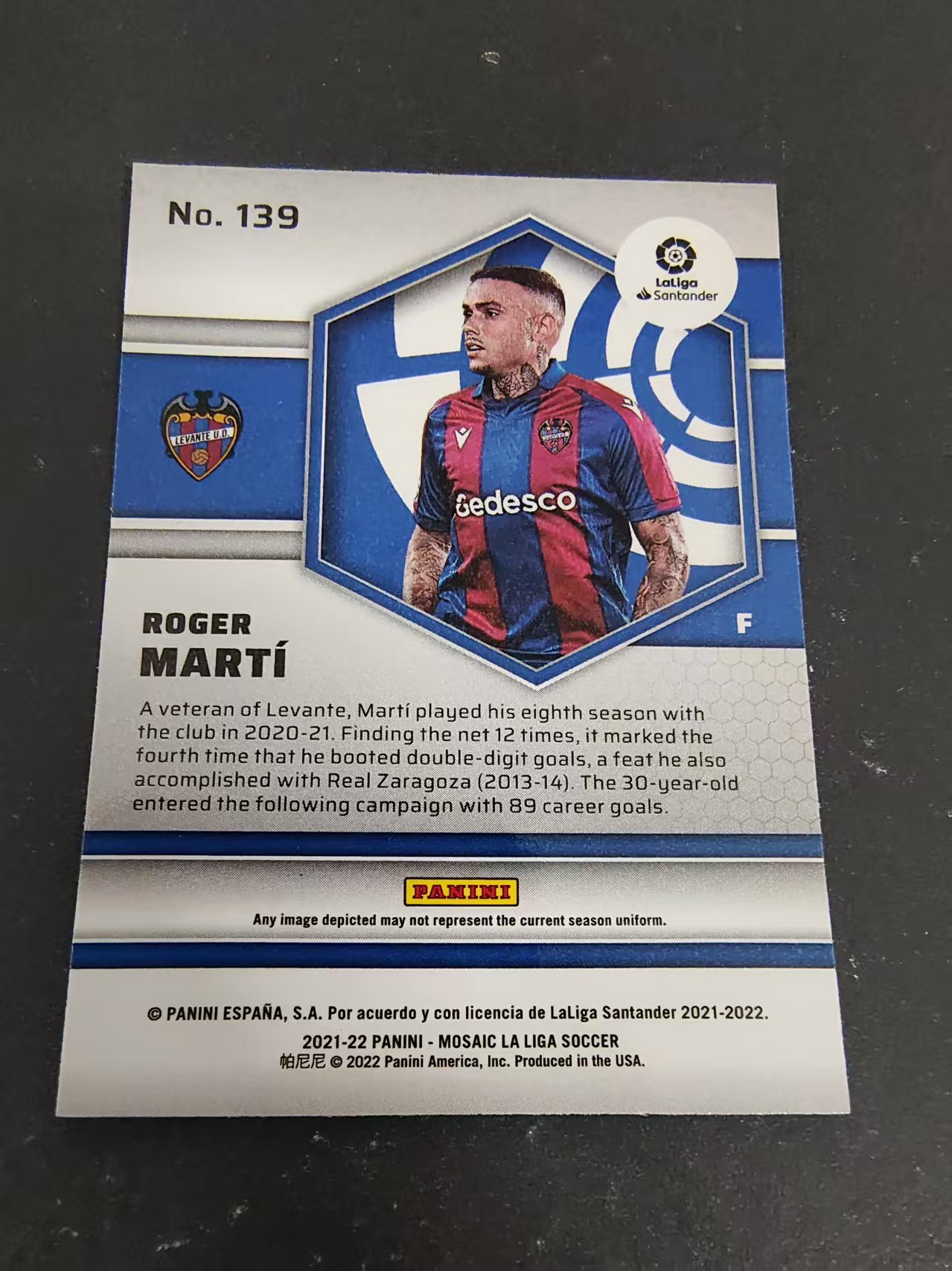 【可合并,不累计】2021-22 Panini Mosaic Roger Marti 马赛克 西甲 罗赫尔 马蒂 莱万特 划痕 边角瑕疵 #139
