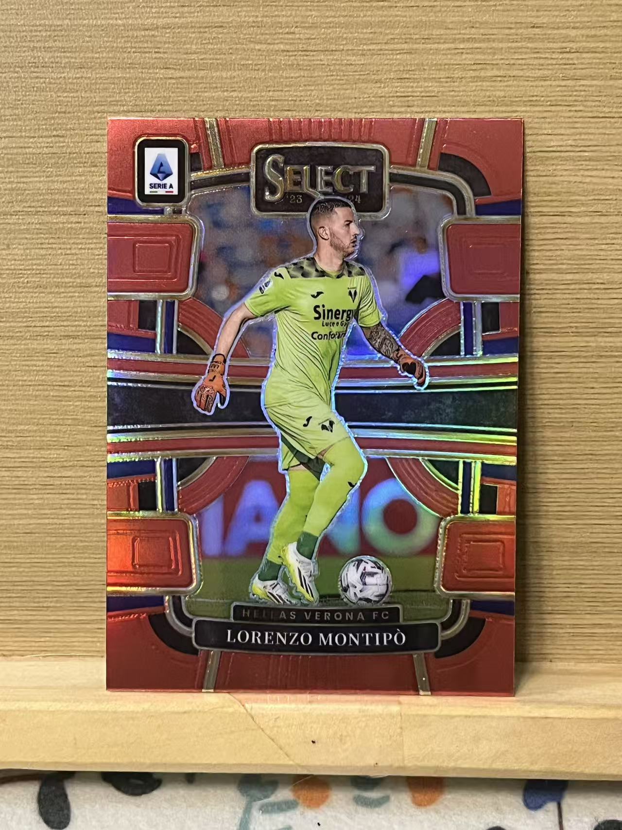 2023-24 Panini Select Lorenzo Montipò 洛伦佐 蒙蒂波 红折 维罗纳 银折 实卡精美 收藏必备 LZ4
