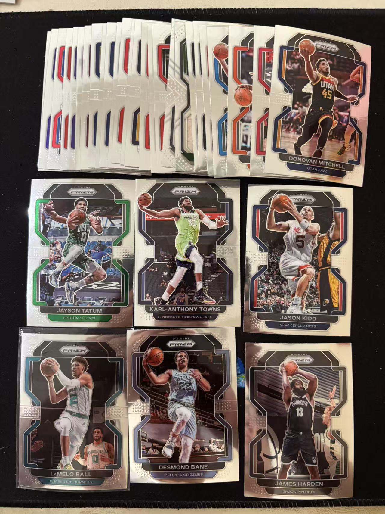 【星辰】PANINI 21-22 PRIZM系列 米切尔 塔图姆 唐斯 基德 三球 鲍尔 贝恩 詹姆斯 哈登 等 LOT