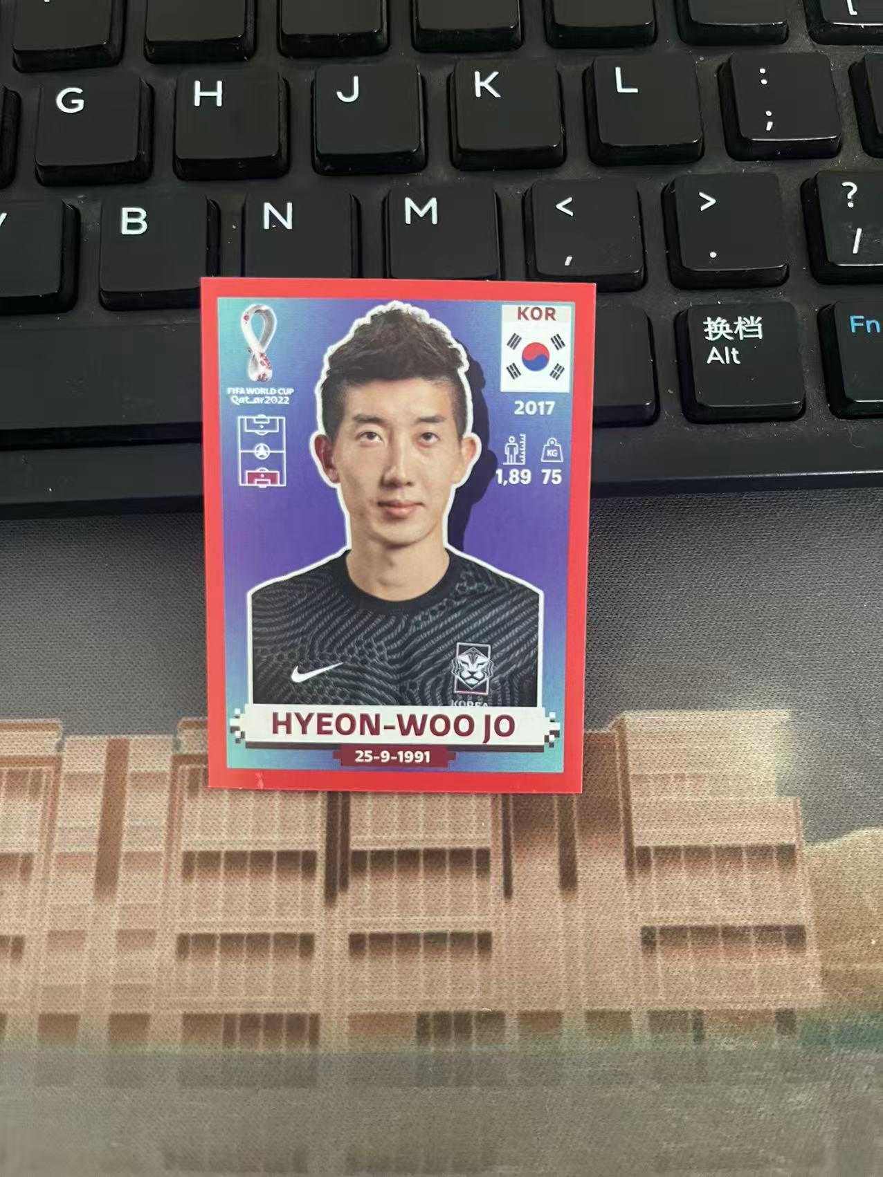 2022 Panini 贴纸 Hyeon woo jo 【梓洋代卖】世界杯 红平行 大比例 颜王 赵贤祐 韩国 凑套必备 卡品如图 粗口