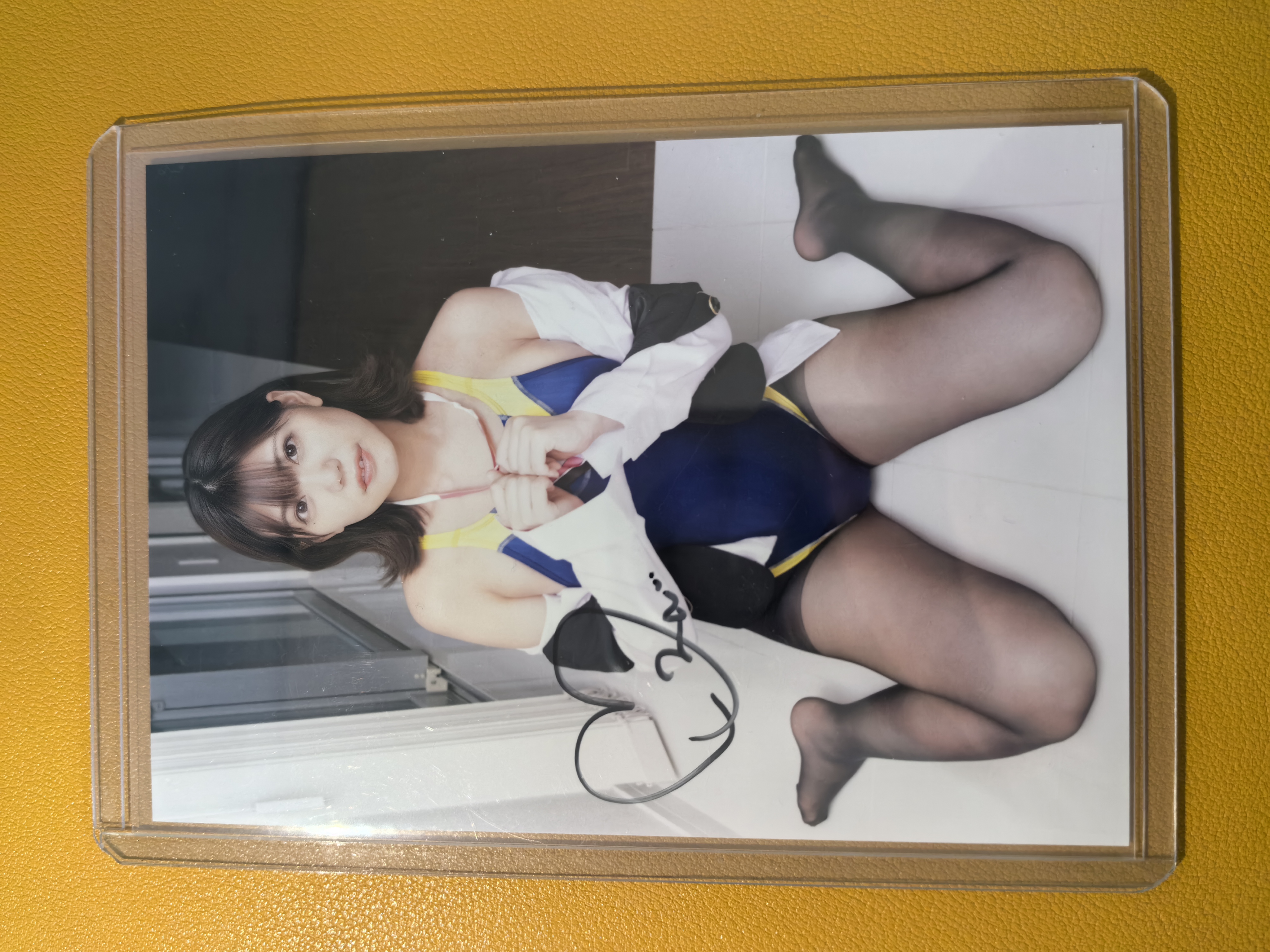 偶像艺人模特【日本代购】大张卡签完美签字 实卡超好看绝版稀有美女车模妹卡