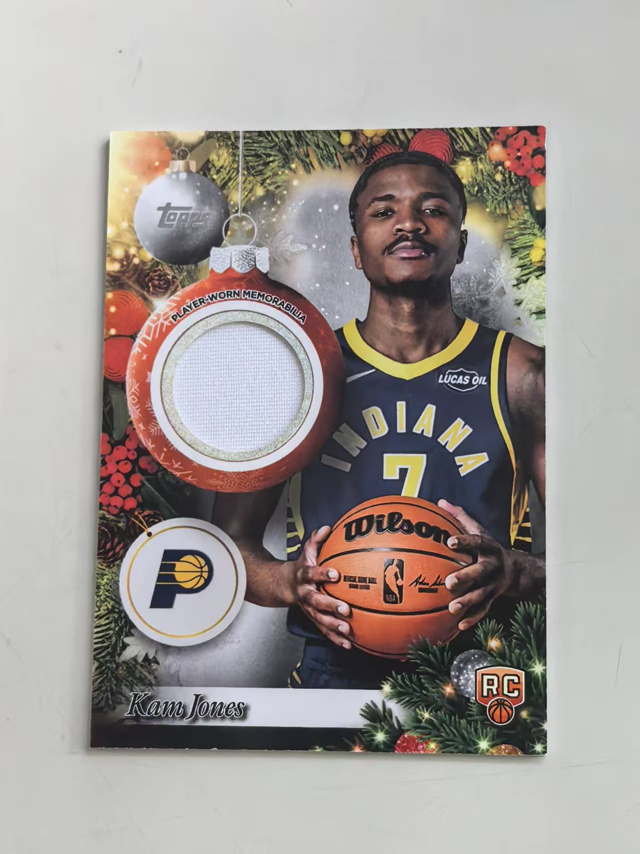 2025 Topps Holiday Kam Jones RC 新秀 #PR-KO 球衣卡 物料切割 步行者 【黑魔苏】