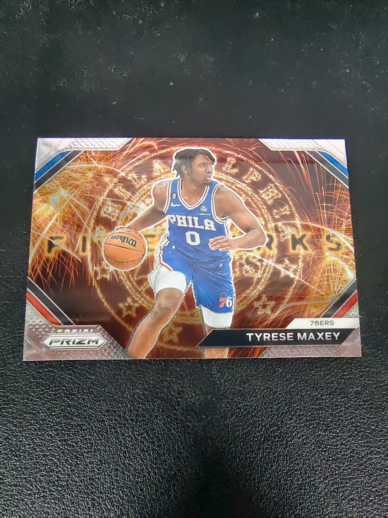 【可合并,不累计】2023-24 Panini Prizm Tyrese Maxey 泰雷塞 马克西 76人 烟花特卡 PZ 划痕 边角微瑕 介意勿拍 #6